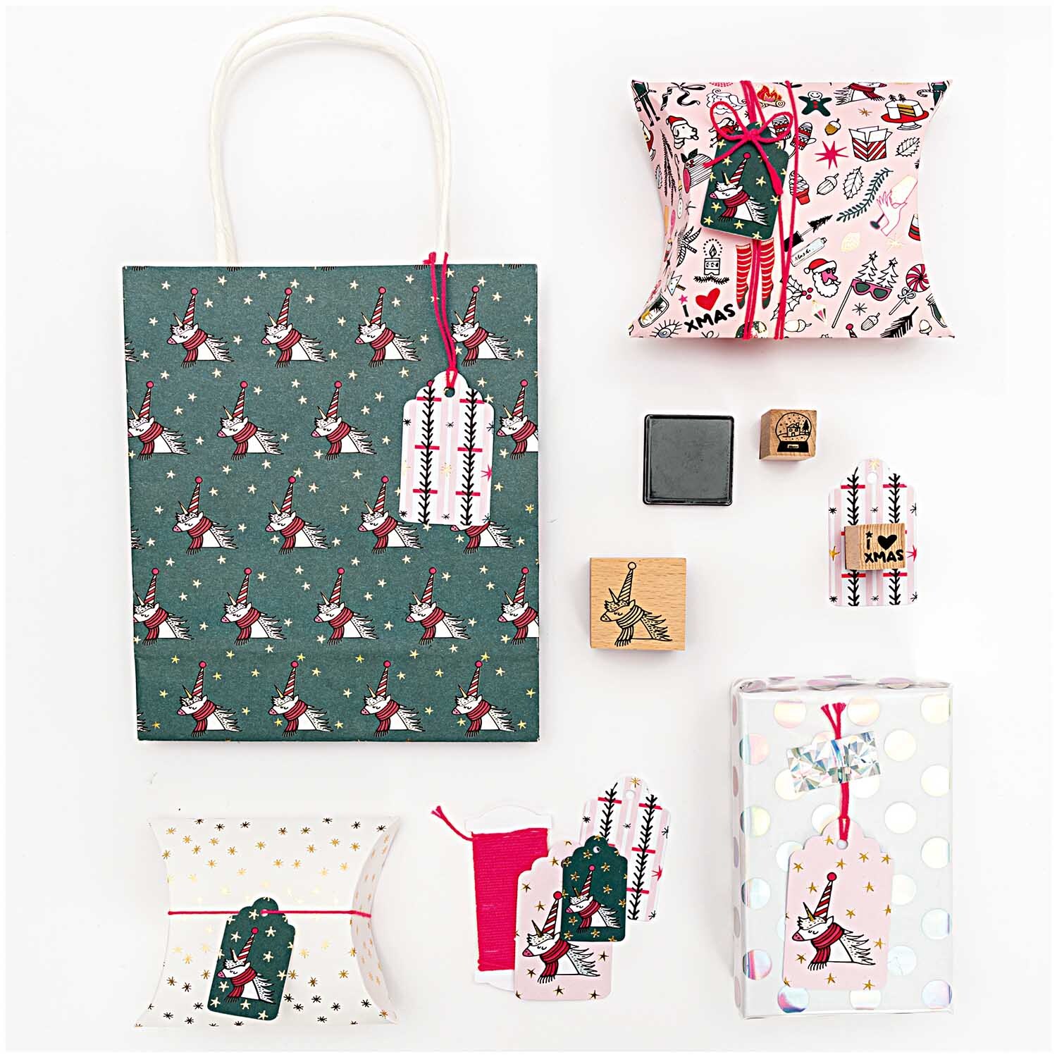 Paper Poetry Geschenkschachteln Magical Christmas 6 Stück von Rico Design Paper Poetry Geschenkschachteln Magical Christmas von Rico Design mit weihnachtlichen Motiven und Geschenktüten in verschiedenen Designs und Farben.