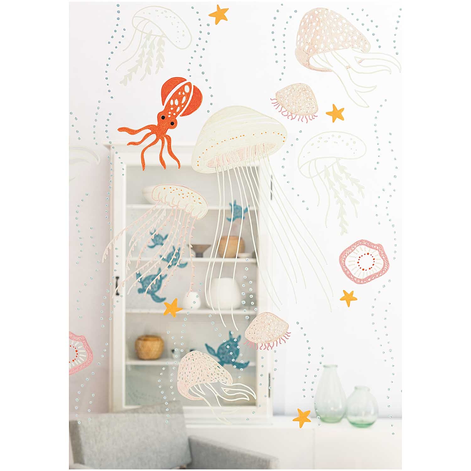 Vorlagenmappe Mermaid Fenster- und Glasmalerei zeigt bunte Meerestiere auf Glas, ideal für kreative Dekorationen.