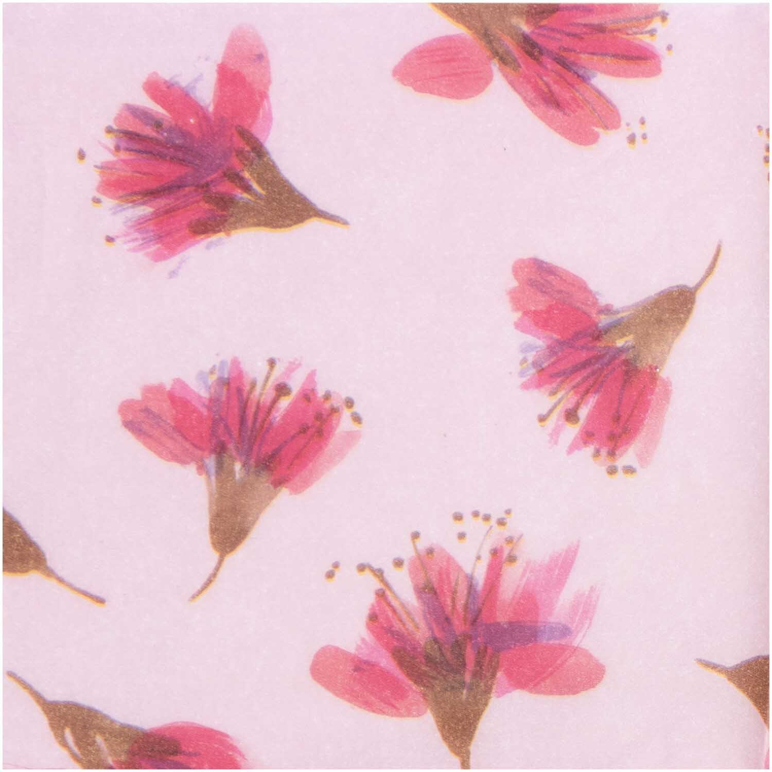 Paper Poetry Seidenpapier mit zarten Blütenmotiven auf rosa Hintergrund, ideal für kreative Projekte.