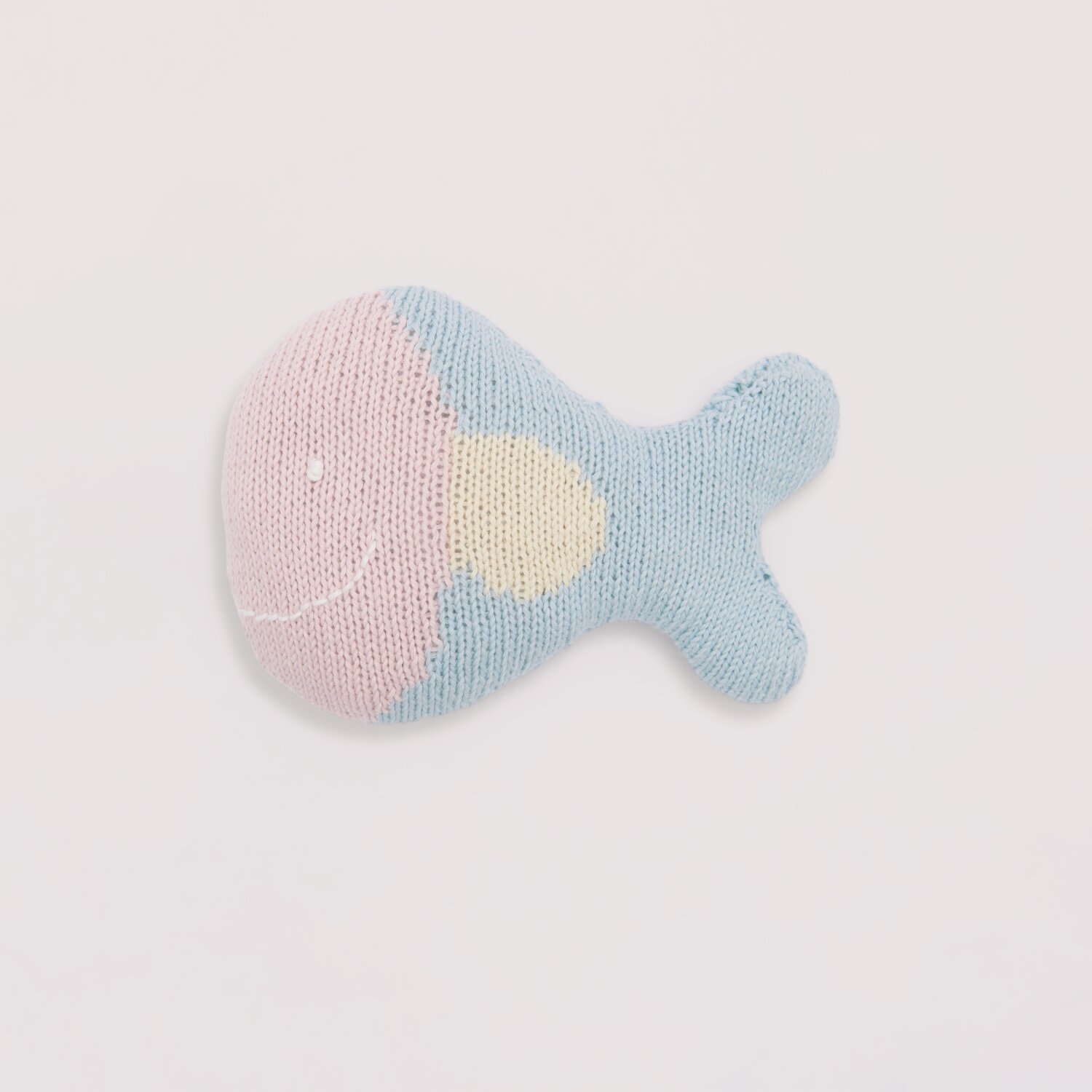 Baby Organic Cotton 50g 150m Farbe Rosa von Rico Design Strickset Kuscheltier Fisch Modell 17 aus Baby Nr. 39 in Rosa, Weiß, Hellblau und Vanille.