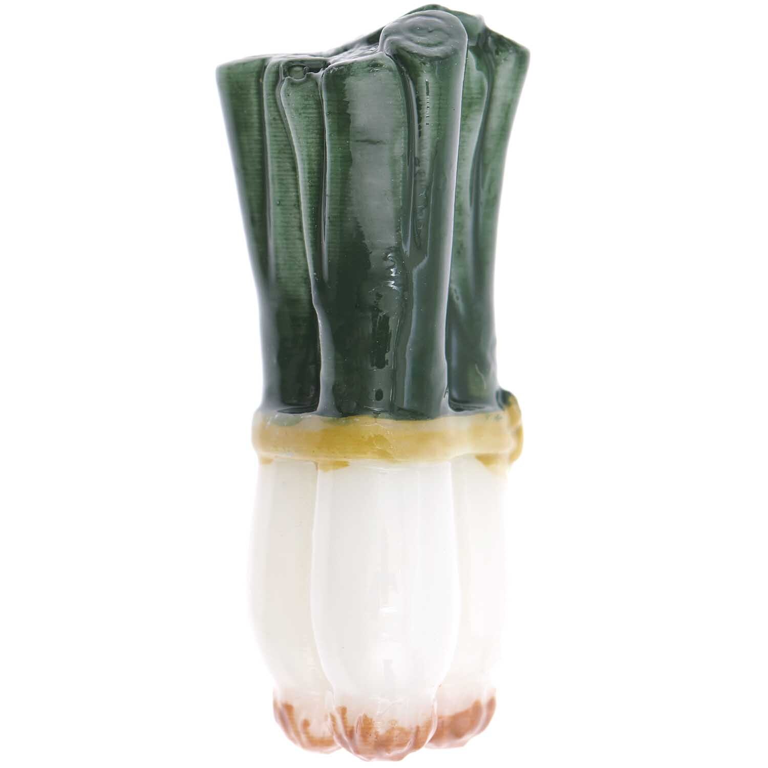 Miniatur Frühlingszwiebeln 3x1,5x1,5cm von Rico Design, detailgetreu in Grün und Weiß gestaltet.