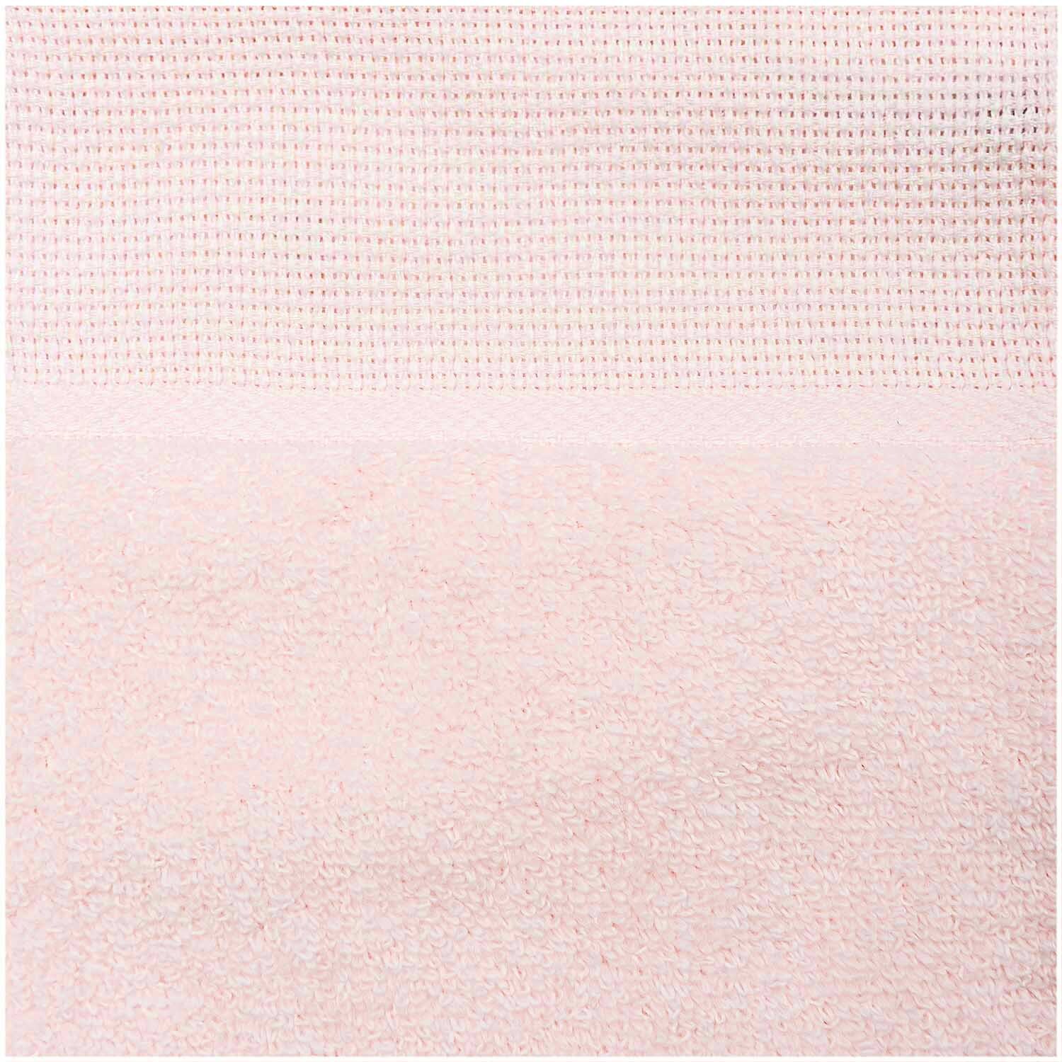 Serviette de bain 50x100cm Couleur Rose from Rico Design Handtuch 50x100cm von Rico Design in zartem Rosa, zeigt weiche Textur und feines Webmuster. Ideal für Badezimmer.