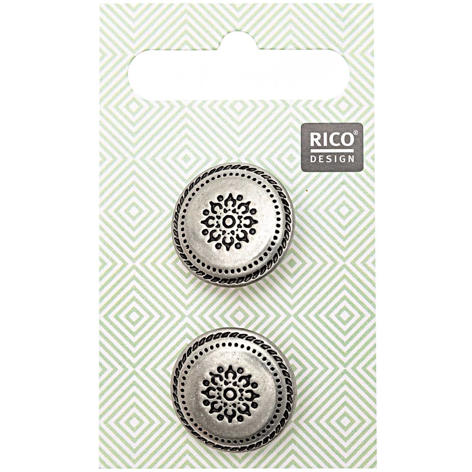 Traditional buttons ornaments