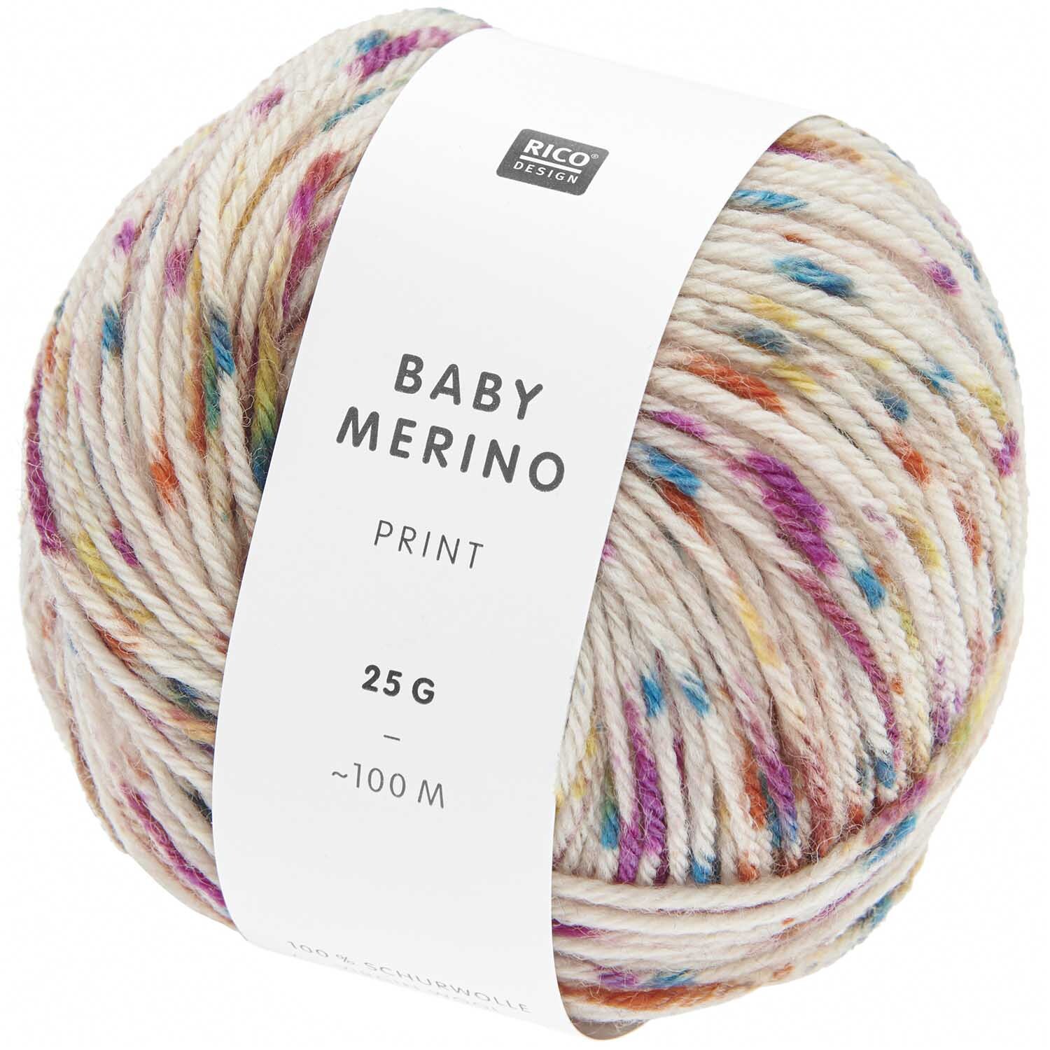 Baby Merino Print 25g 100m Couleur Earthy Multicolor from Rico Design Baby Merino Print Strickset Jacke Modell 11 aus Rico Baby Merino 02 zeigt ein buntes Garnknäuel.