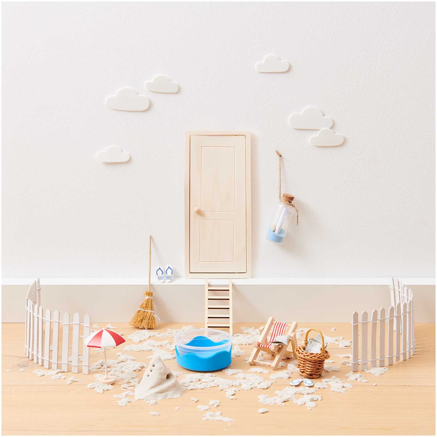 Miniatur Korb mit Henkel 4,5x4,5x6cm Farbe Dunkel von Rico Design
