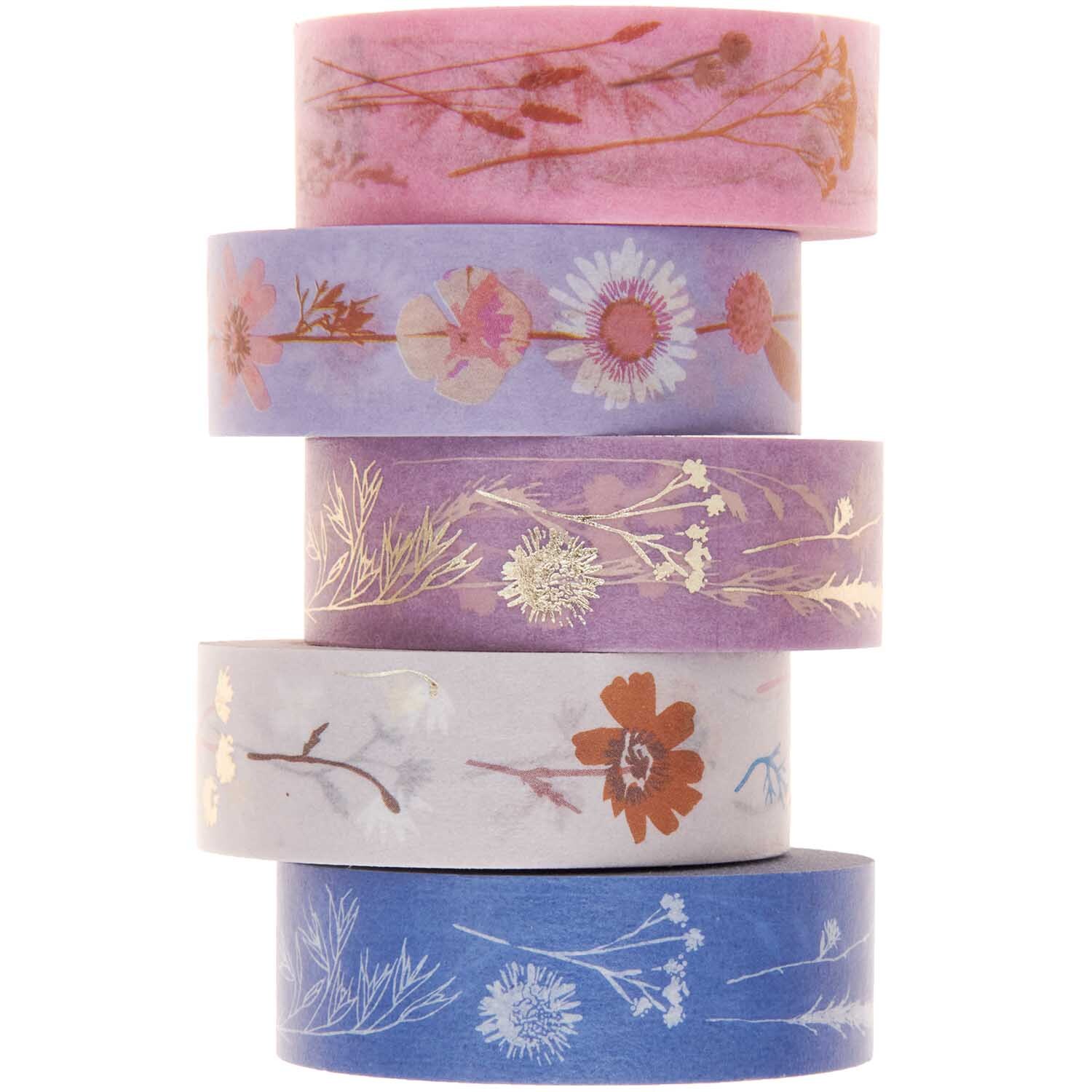 Paper Poetry Tape Set Trockenblumen, 5-teilig, zeigt bunte Washi-Tapes mit floralen Mustern.