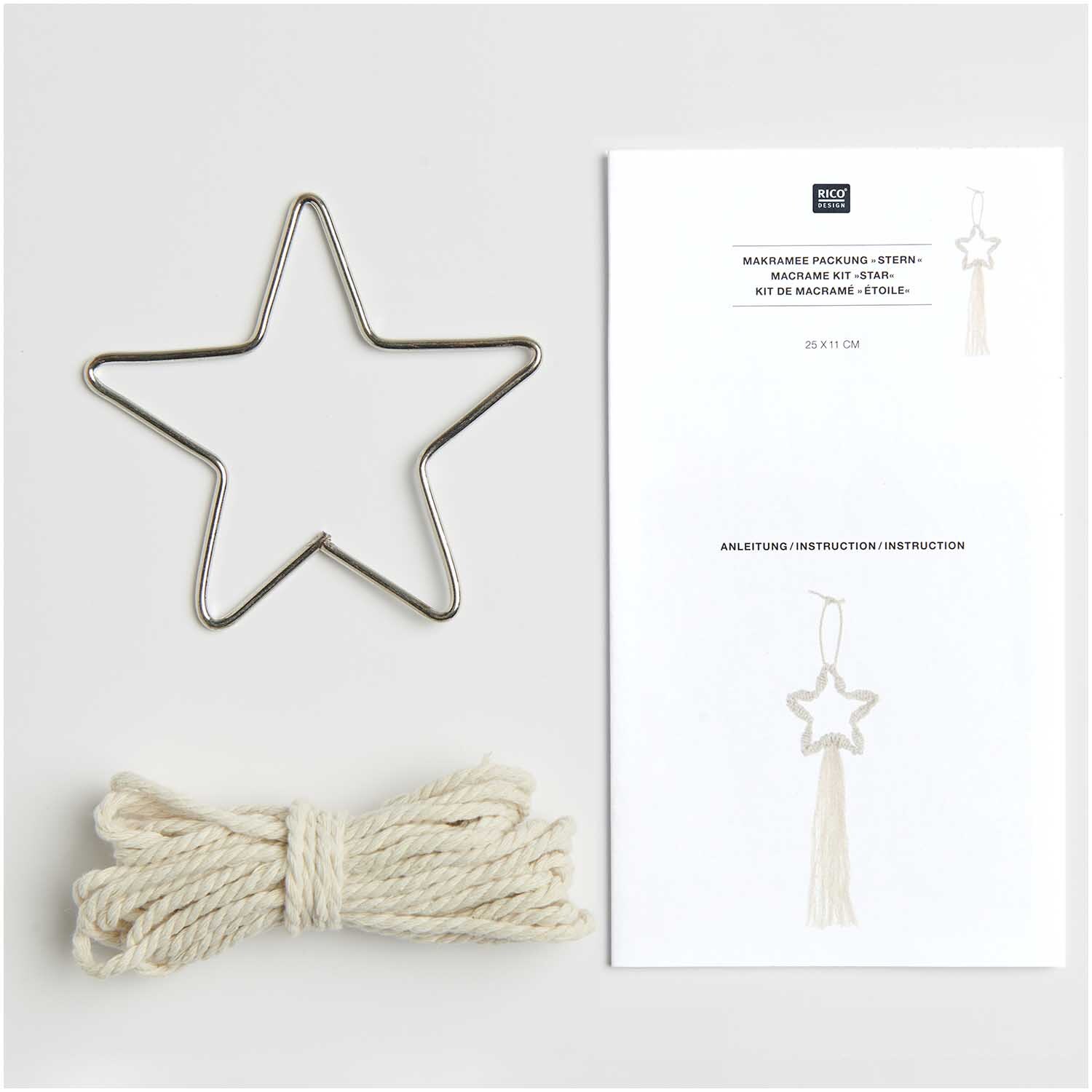 Set macramé étoile 25x11cm from Rico Design Makramee Set Stern 25x11cm von Rico Design zeigt einen Sternrahmen, Schnur und Anleitung.