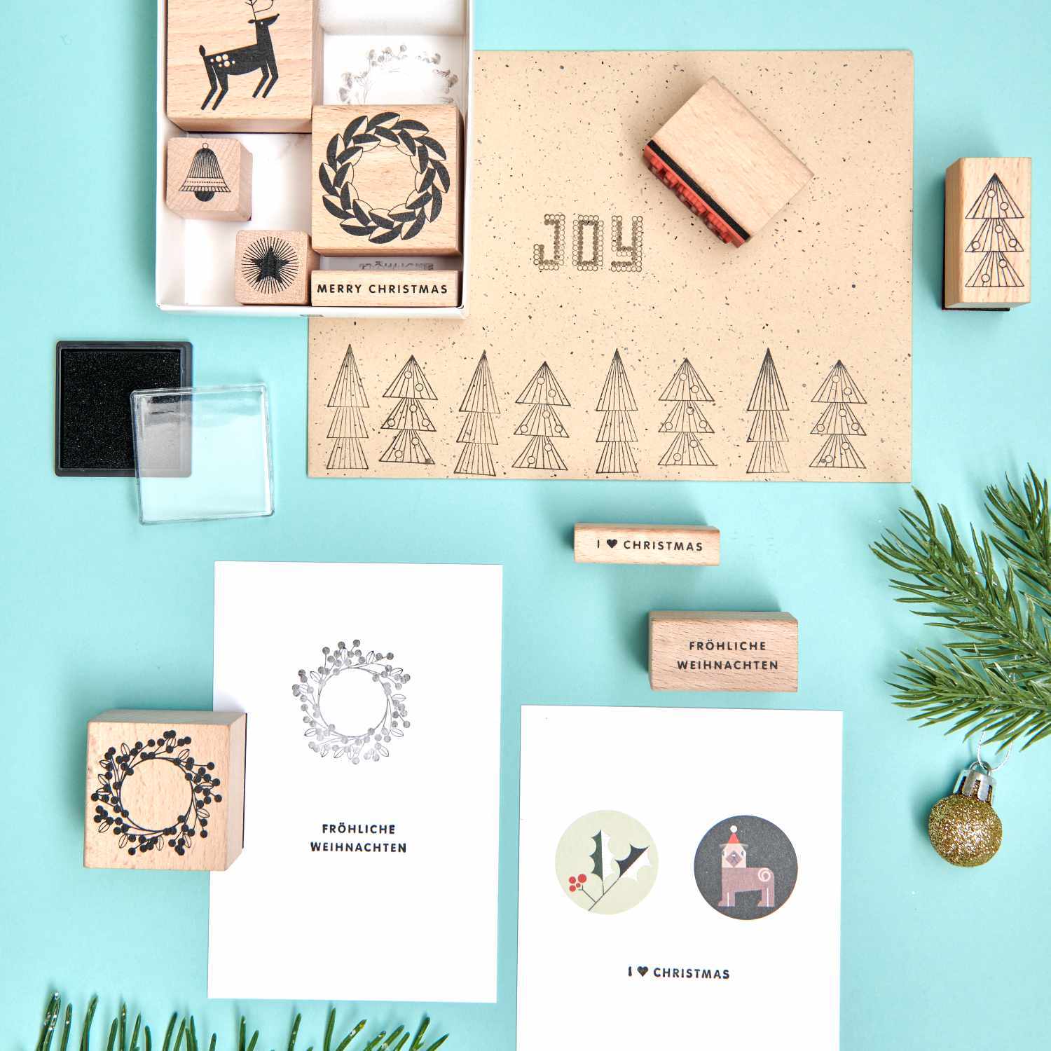 Paper Poetry Stempelset I love Christmas 14-teilig von Rico Design Paper Poetry Stempelset I love Christmas: 14-teiliges Set mit weihnachtlichen Motiven auf hellem Hintergrund. Ideal für kreative Bastelprojekte.