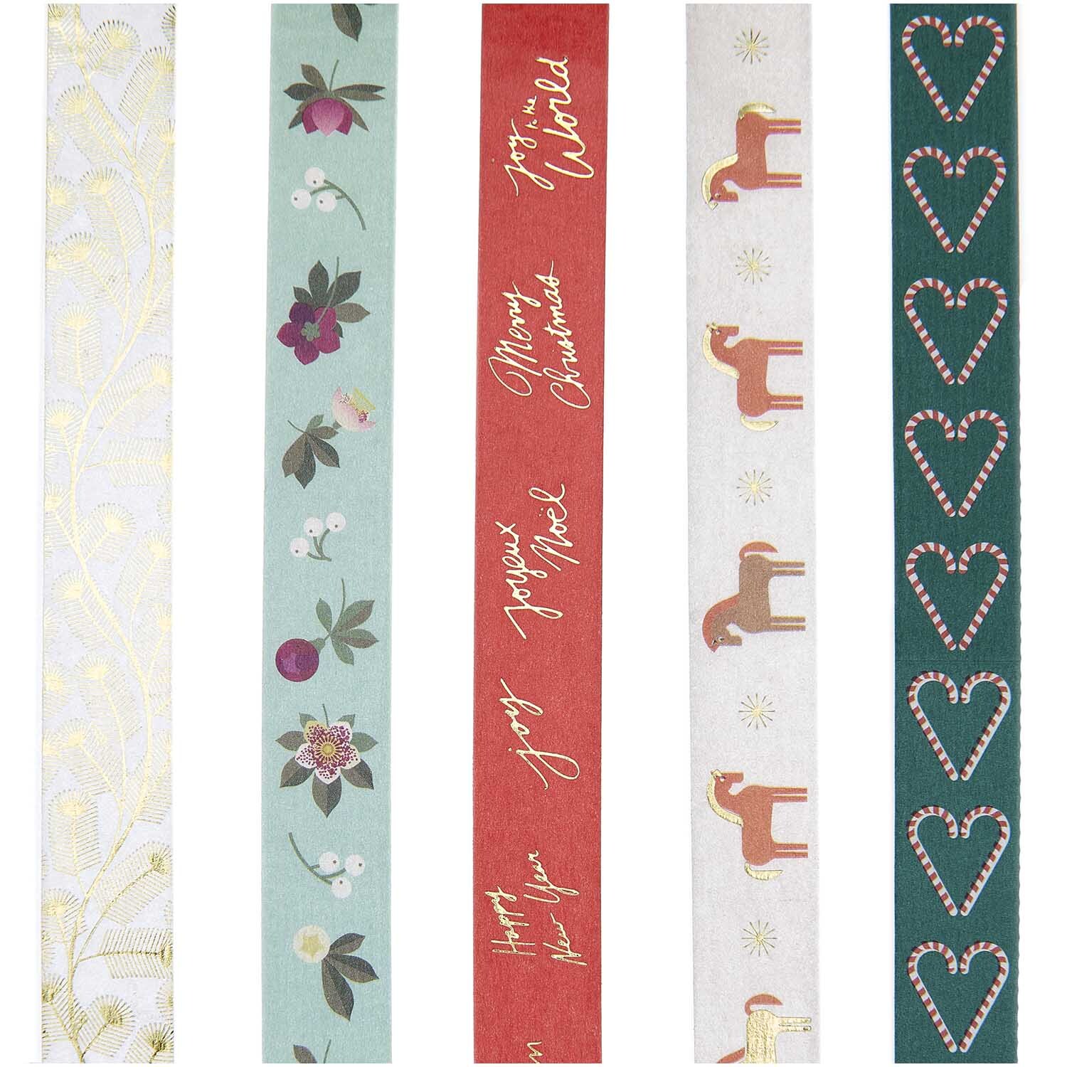 Paper Poetry Tape Set Figuren 1,5cm 10m zeigt fünf dekorative Klebebänder mit floralen und festlichen Mustern von Rico Design.