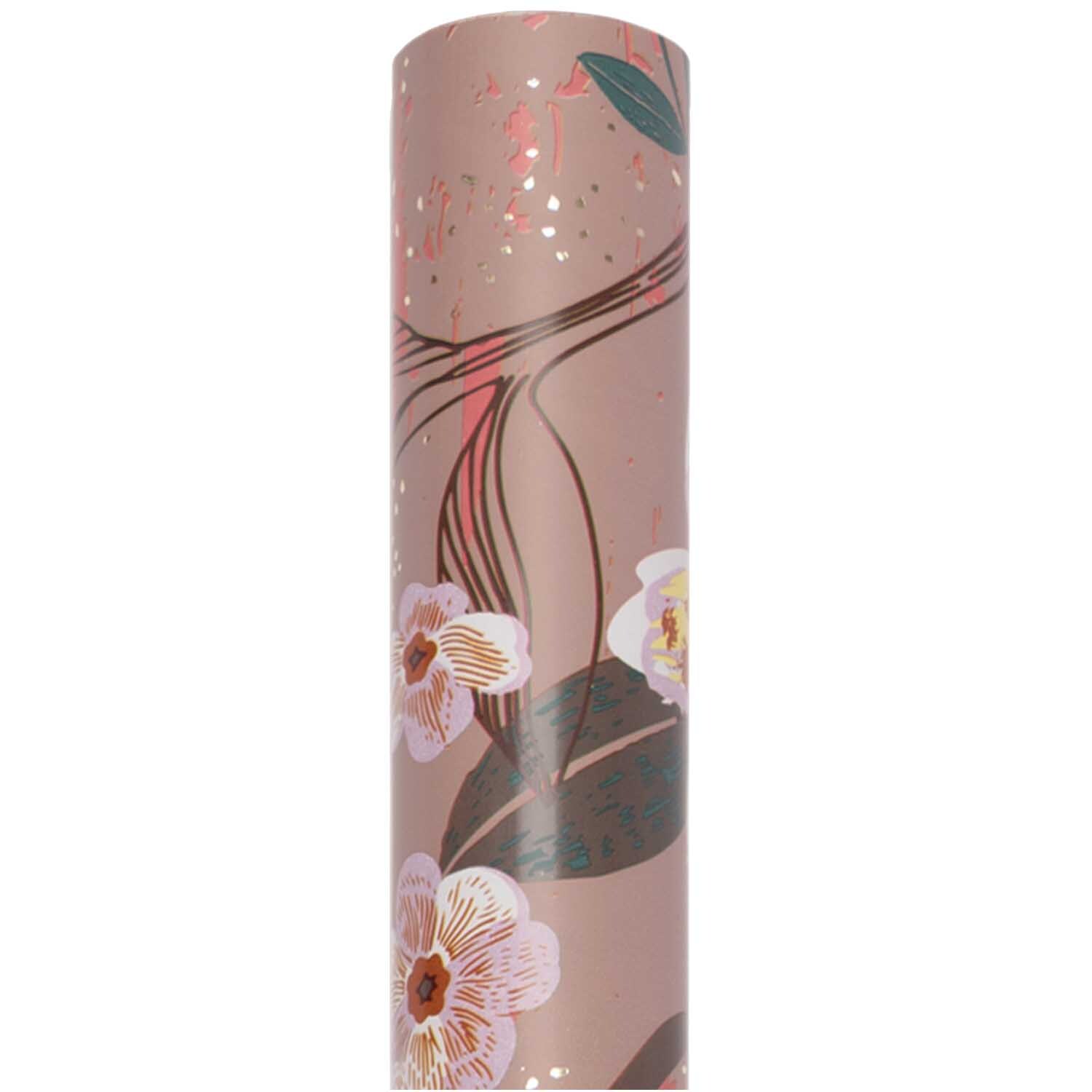 Paper Poetry Geschenkpapier mit floralen Mustern in Rosa und Goldakzenten von Rico Design.