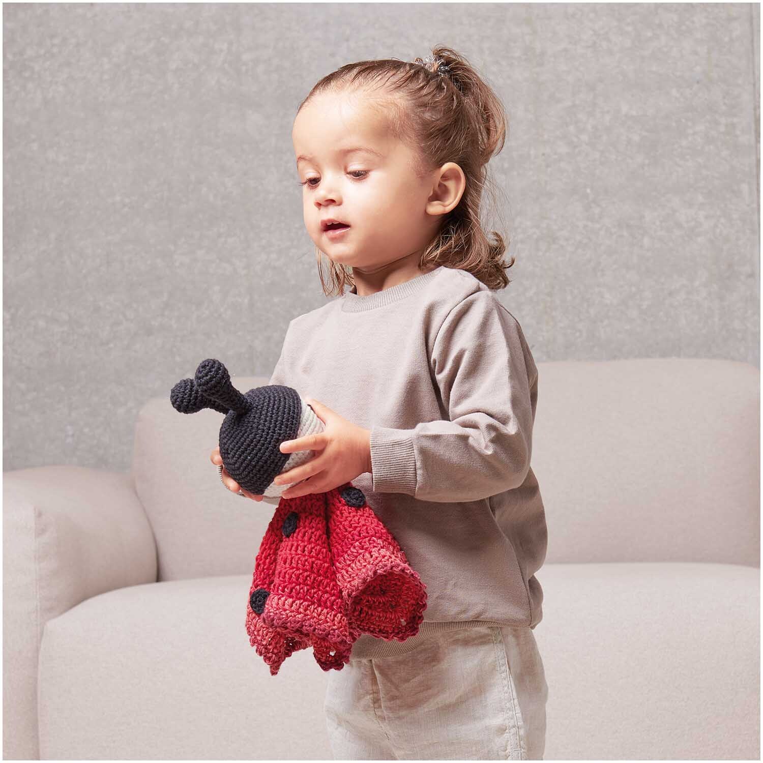 Ricorumi Baby Blankies ladybird crochet set 8 pieces Ricorumi Baby Blankies ladybird crochet set 8 pieces