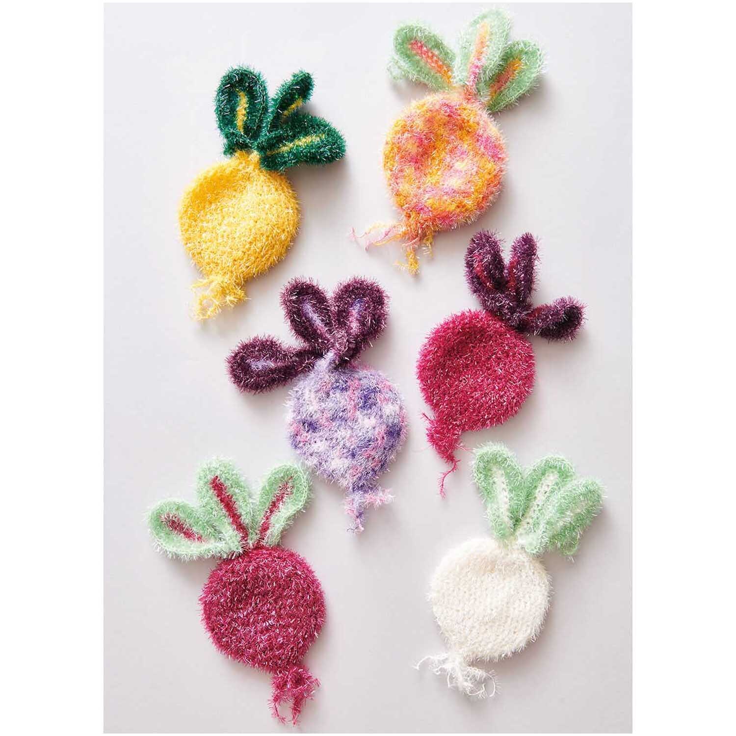 Creative Bubble: Bunte, gestrickte Radieschen aus Rico Design Garn, ideal für kreative DIY-Projekte.