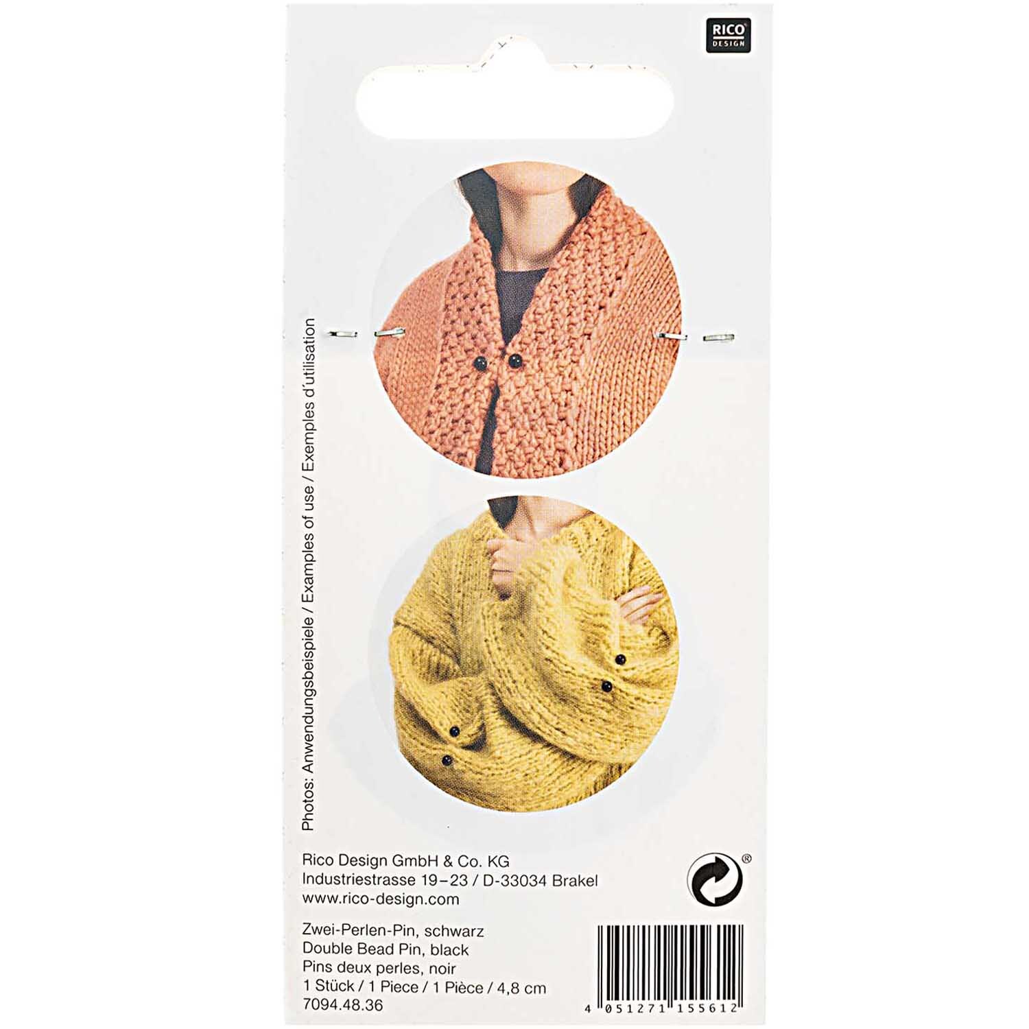 Zwei-Perlen-Pin 48mm 1 Stück Farbe Schwarz von Rico Design Zwei-Perlen-Pin 48mm von Rico Design, präsentiert auf einer Verpackung mit gestrickten Kleidungsstücken.