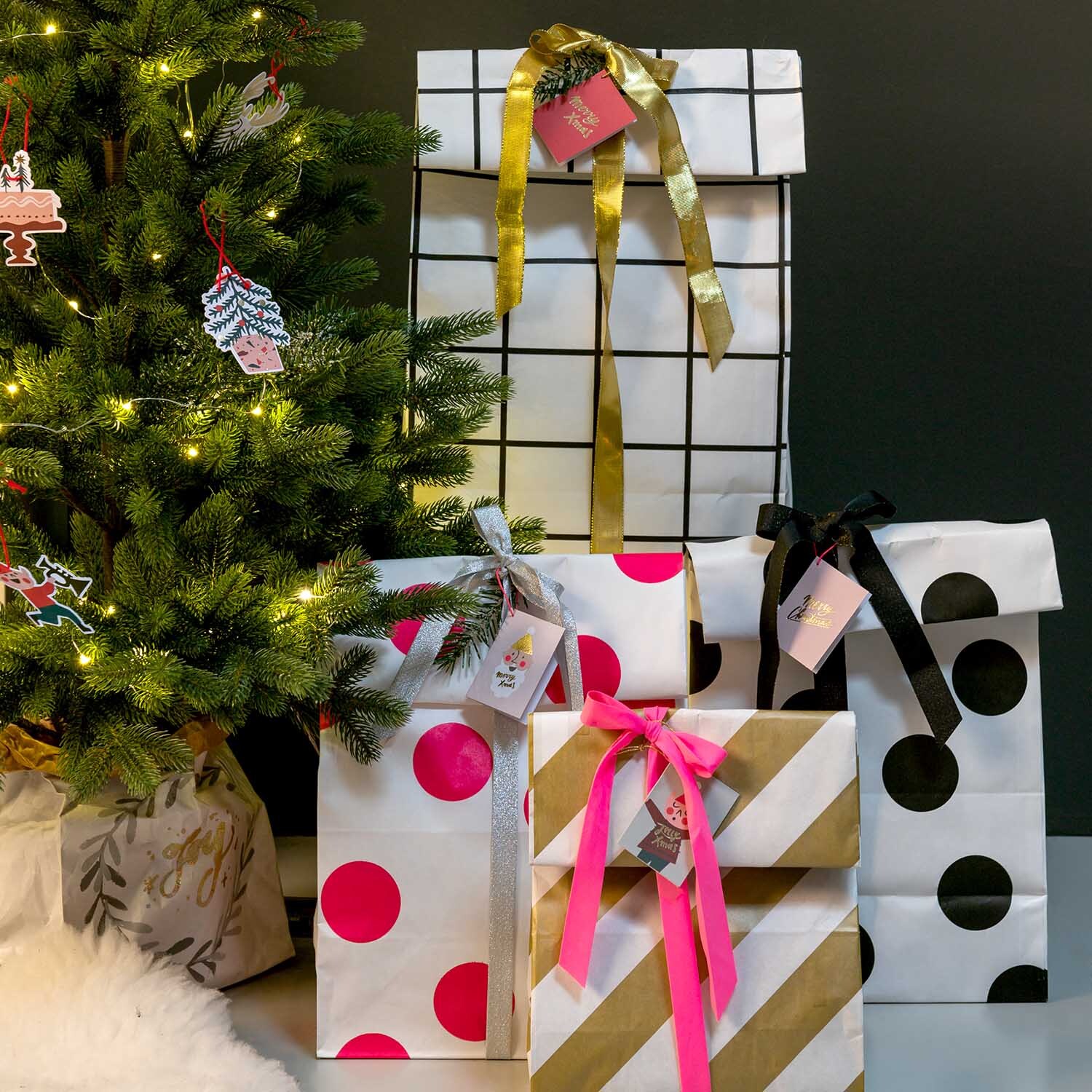 Paper Poetry  Kärtchenanhänger Jolly Christmas Classic 6 Stück von Rico Design
