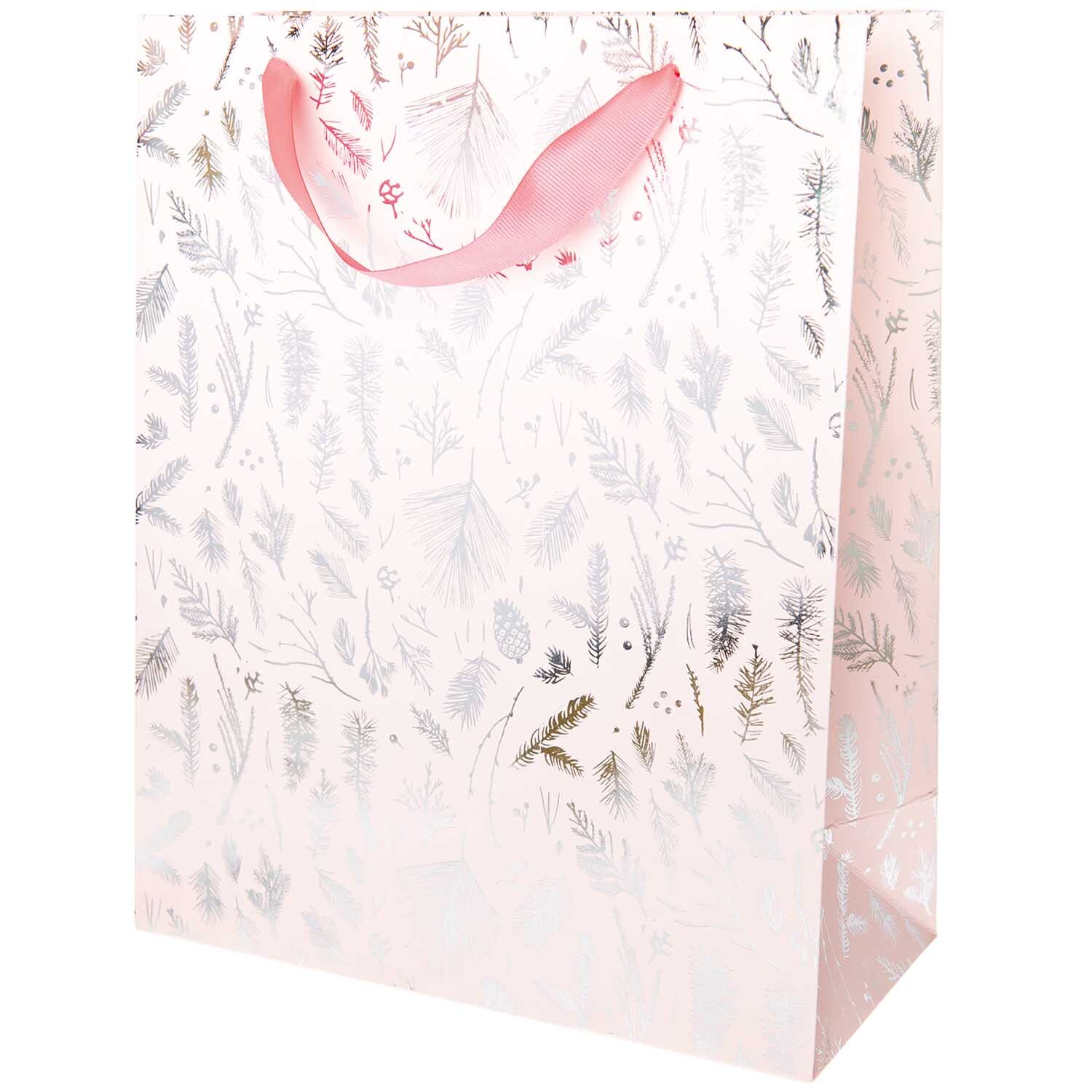 Paper Poetry Geschenktüte Nostalgic Christmas mit Zweigen-Design, rosa, 26x32x12cm, ideal für stilvolle Weihnachtsgeschenke.