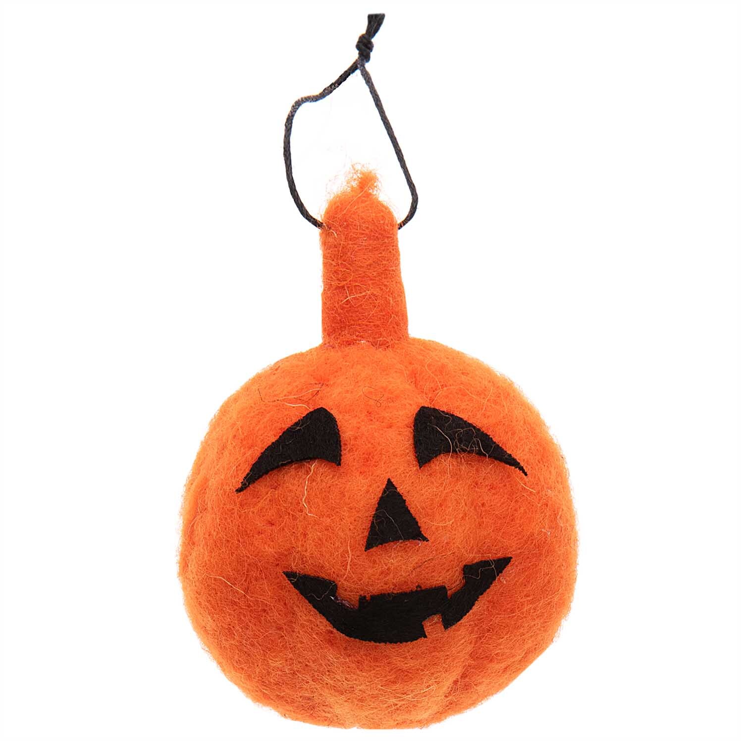 Kürbis handgefilzt orange 7x8cm: Handgefilzter Kürbis-Anhänger mit fröhlichem Gesicht, ideal für Herbstdekorationen.