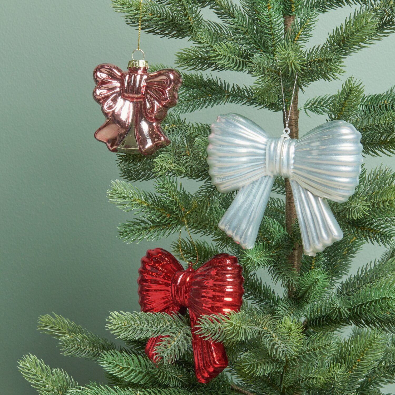 Glashänger Schleife groß 13,5x11x3,5cm Farbe Silber von Rico Design