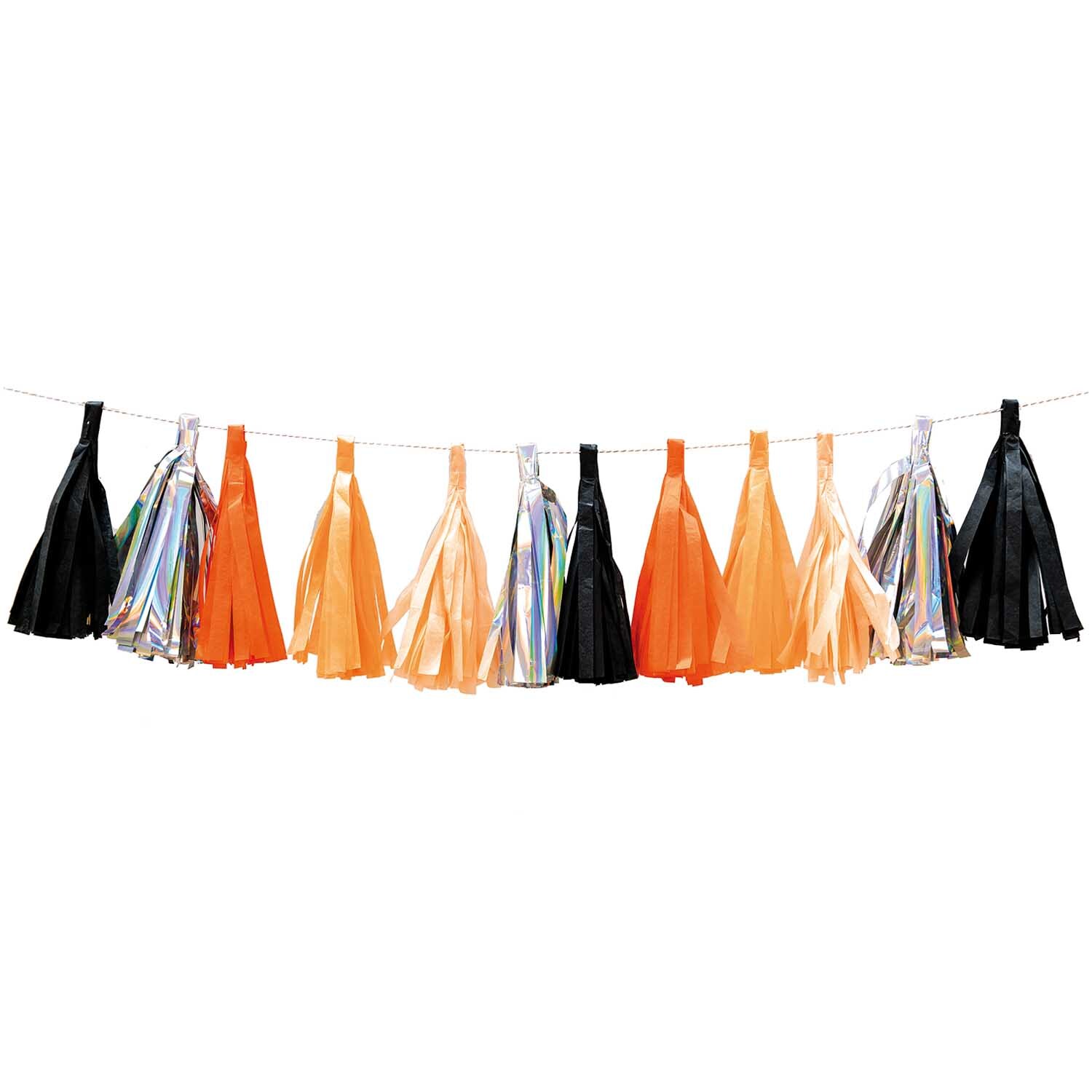 Quasten-Girlande 2m 12 Quasten Farbe Orange-Schwarz von Rico Design Quasten-Girlande 2m 12 Quasten in Orange-Schwarz von Rico Design, ideal für festliche Dekorationen.