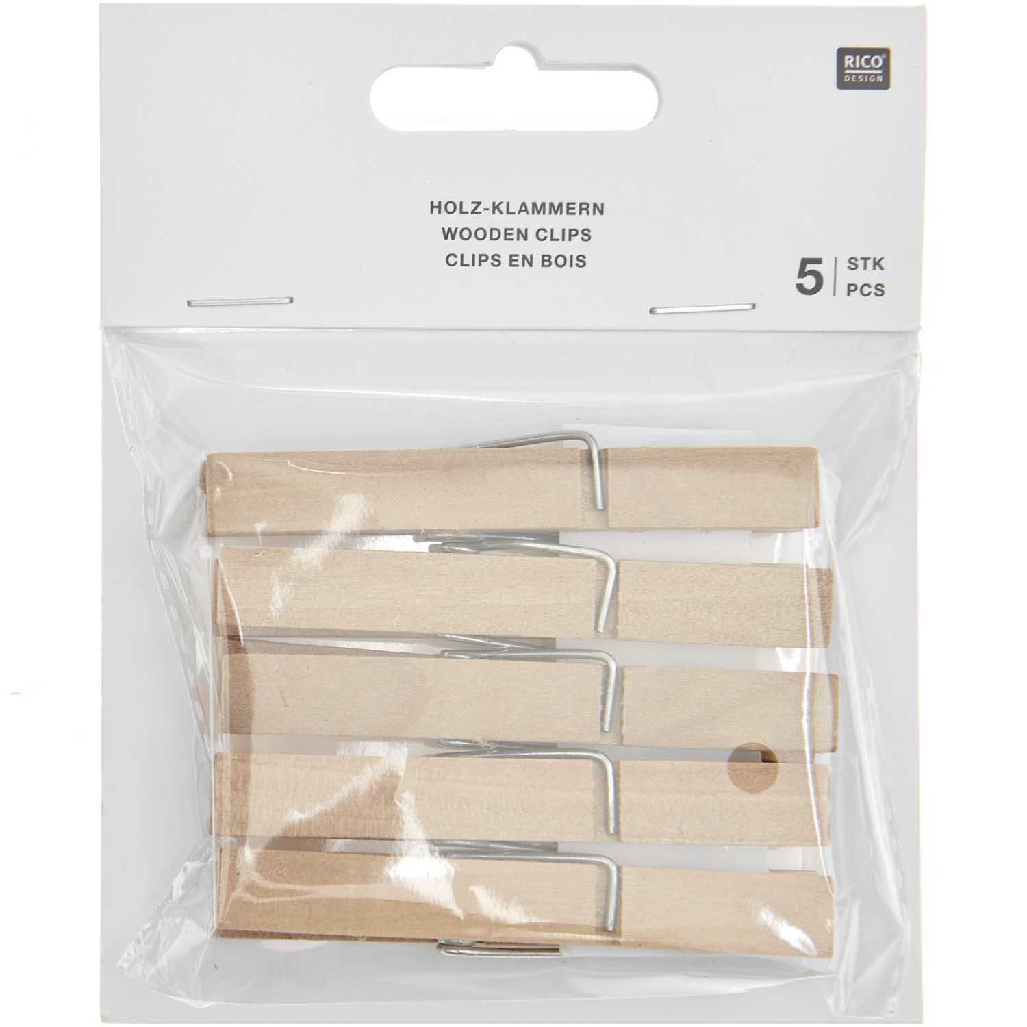 Holzklammern groß von Rico Design, 5 Stück, naturfarben, 7,2 cm, in transparenter Verpackung.