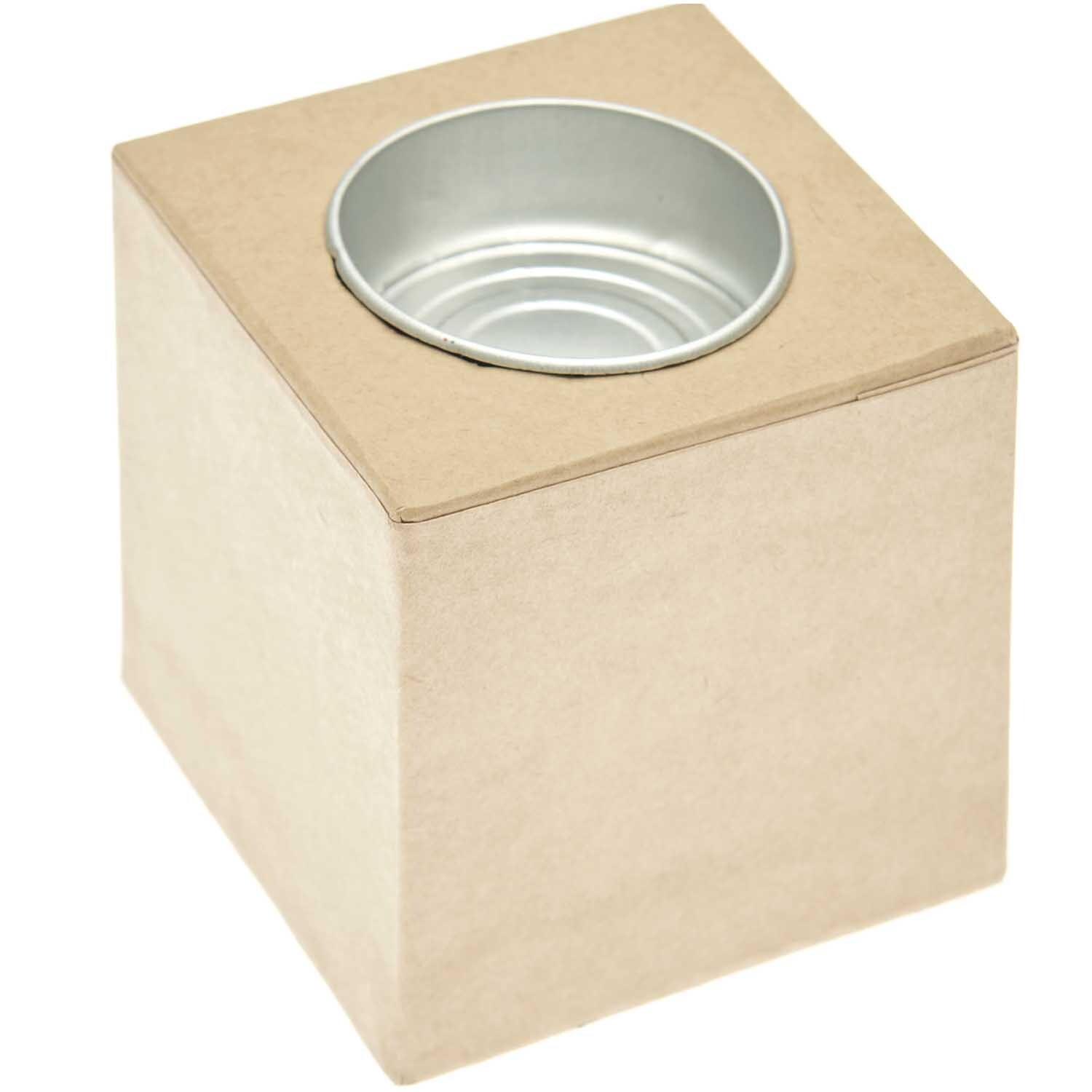 Pappmaché Kerzenhalter eckig 6x6x6cm von Rico Design in natürlichem Beige mit rundem Einsatz.