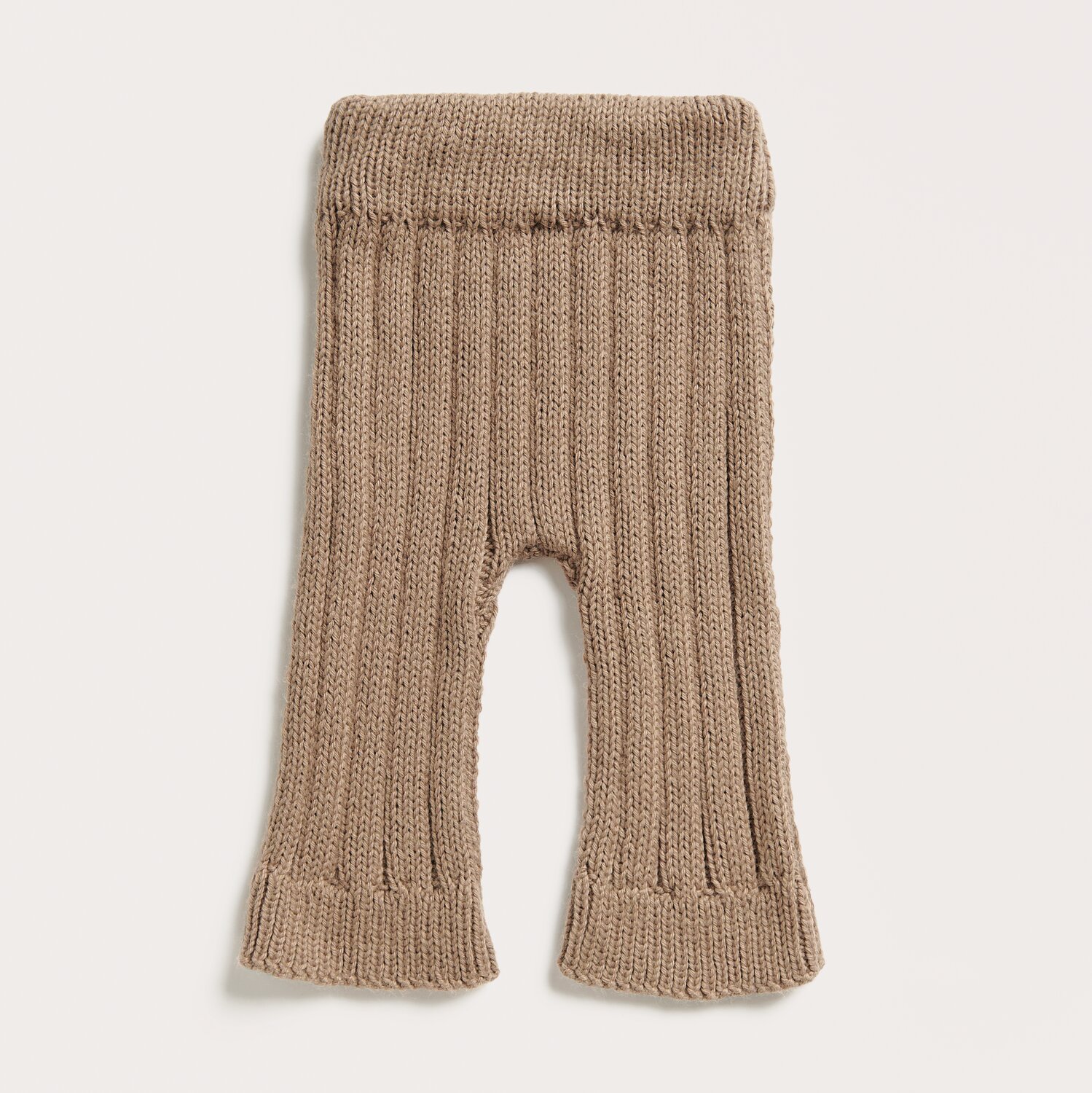 Strickset Hose Modell 12 aus Baby 042 in Nougat. Weiche, gerippte Babyhose von Rico Design.