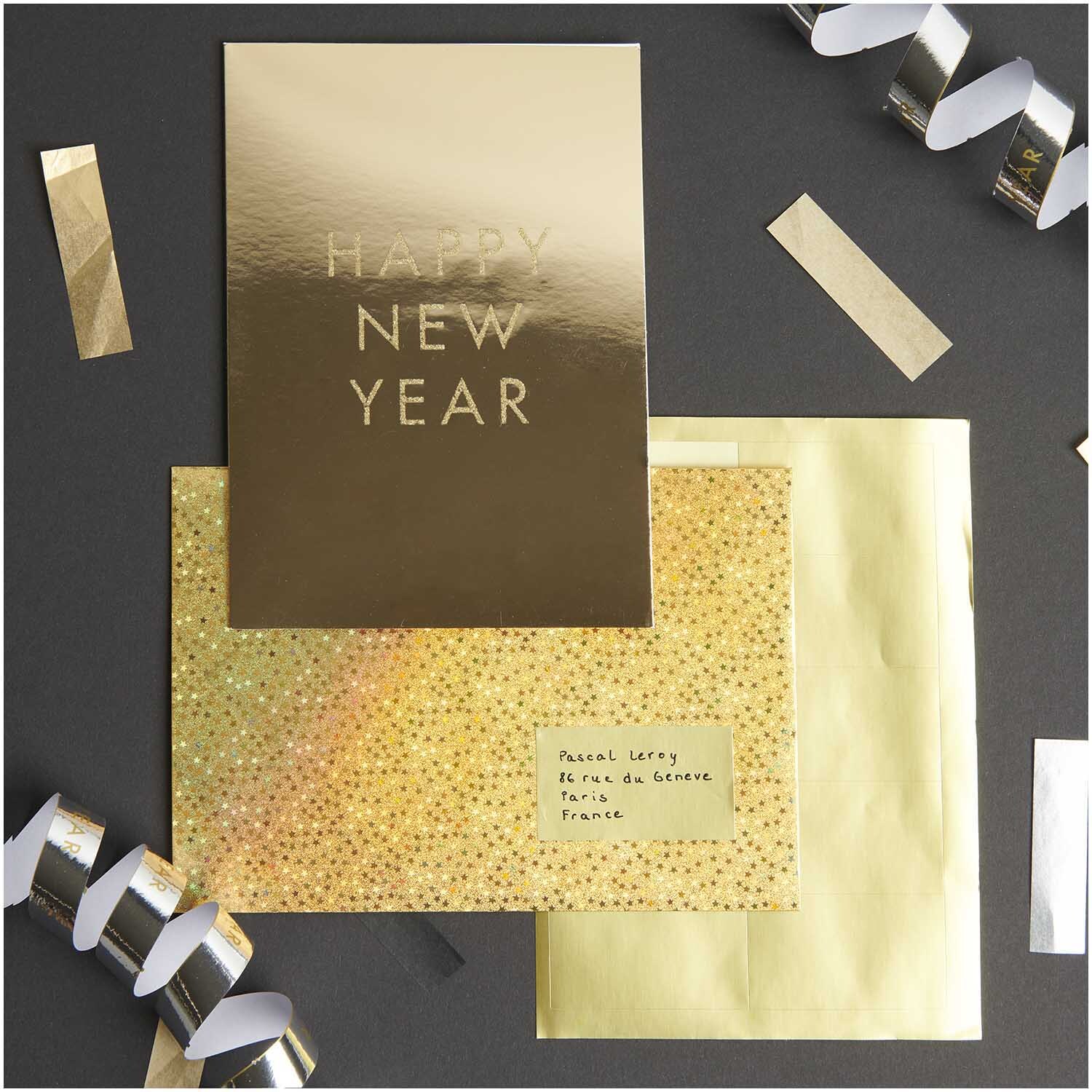 Paper Poetry Kartenset Happy New Year gold 20-teilig von Rico Design Paper Poetry Kartenset Happy New Year gold: Elegantes 20-teiliges Set mit glänzenden Karten und Umschlägen von Rico Design.