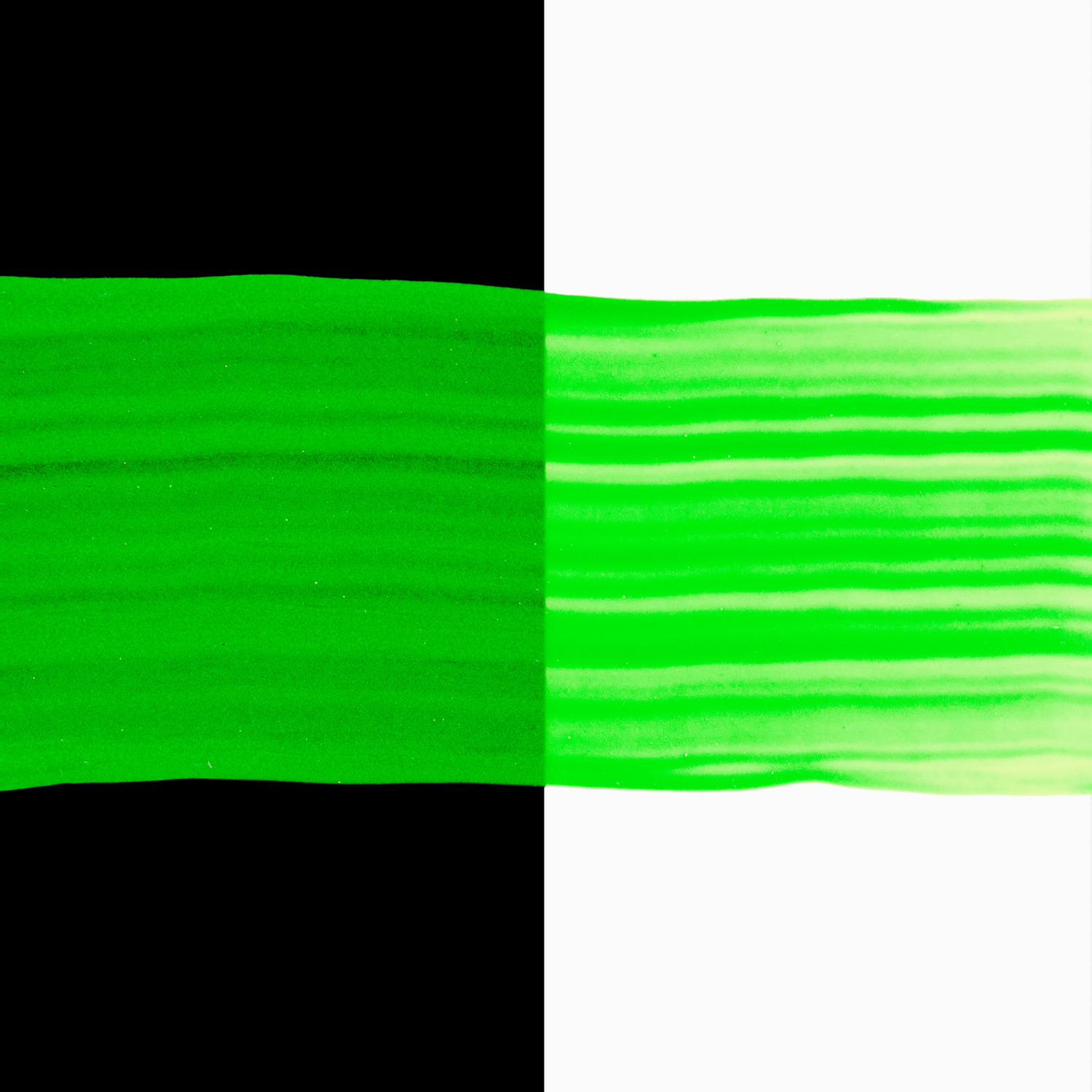 Home Acrylic 82ml Farbe Neongrün von Rico Design Home Acrylic: Neongrüne Acrylfarbe von Rico Design auf schwarzem und weißem Hintergrund.