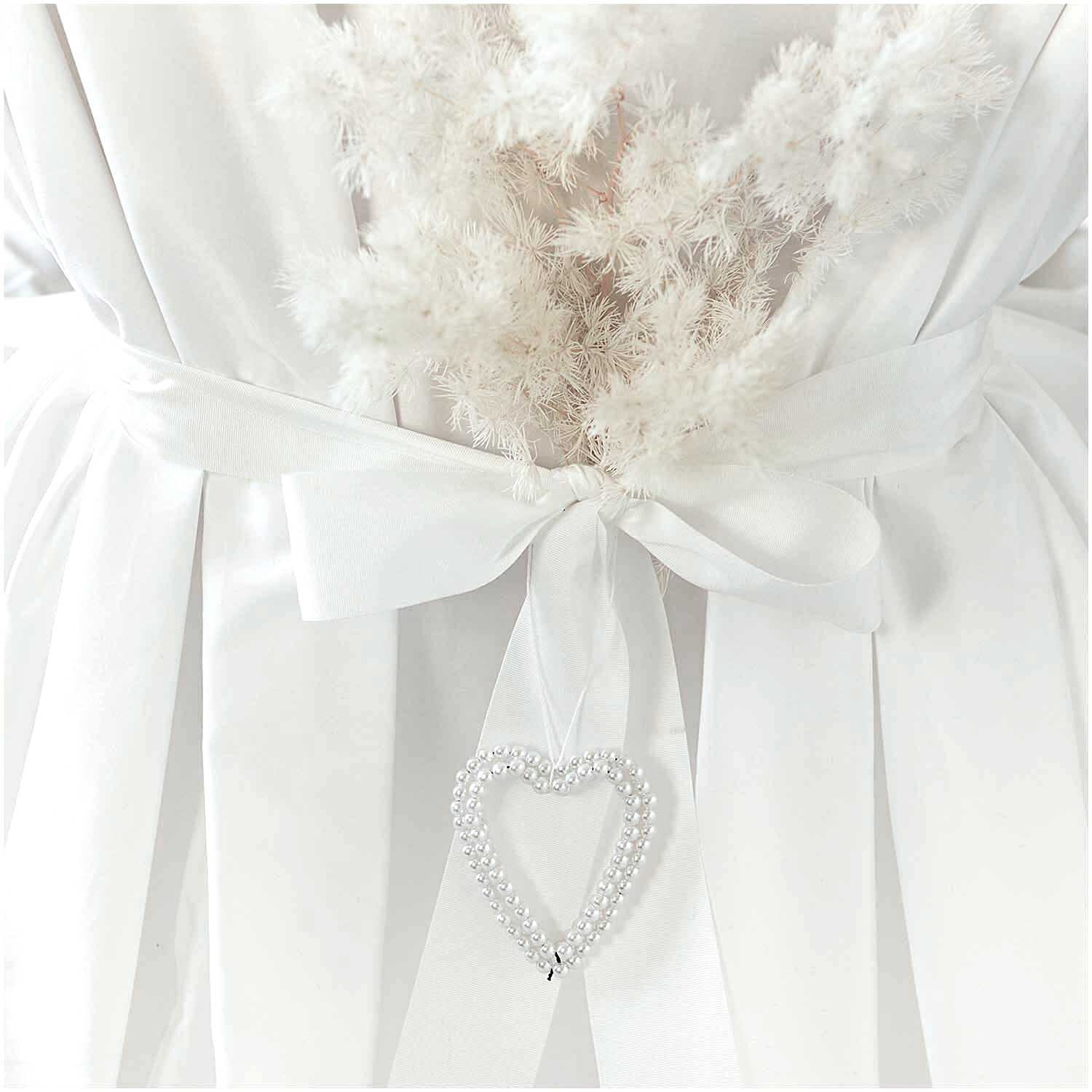 Pendentif perles coeur grand nacré 58x70mm from Rico Design Perlenhänger Herz groß perlmutt von Rico Design, dekorativ an einem weißen Stoffband befestigt. Ideal für elegante Dekorationen. Größe: 58x70mm.