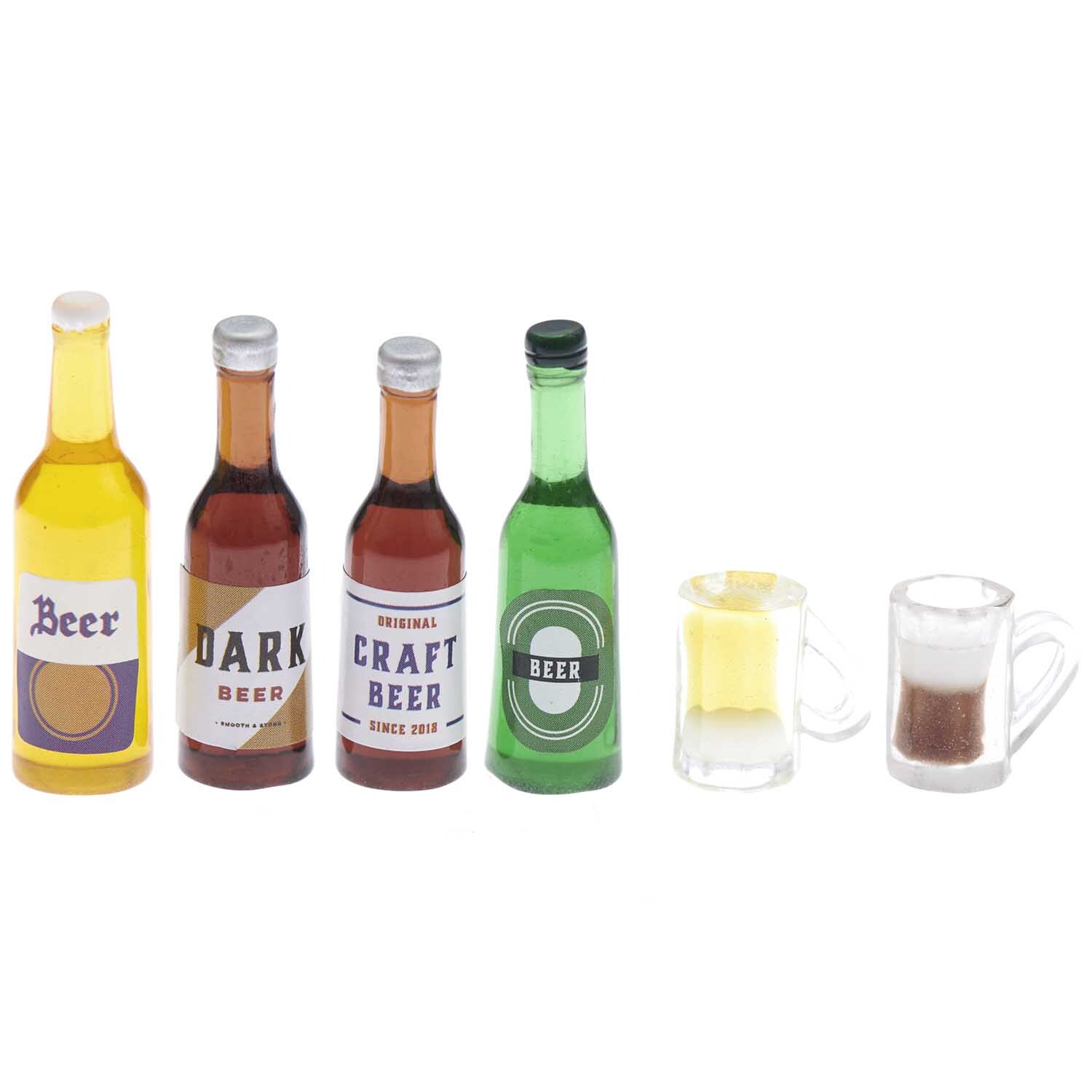 Miniatur Bierflaschen und Gläser 6 Stück von Rico Design zeigen bunte Flaschen und gefüllte Gläser.
