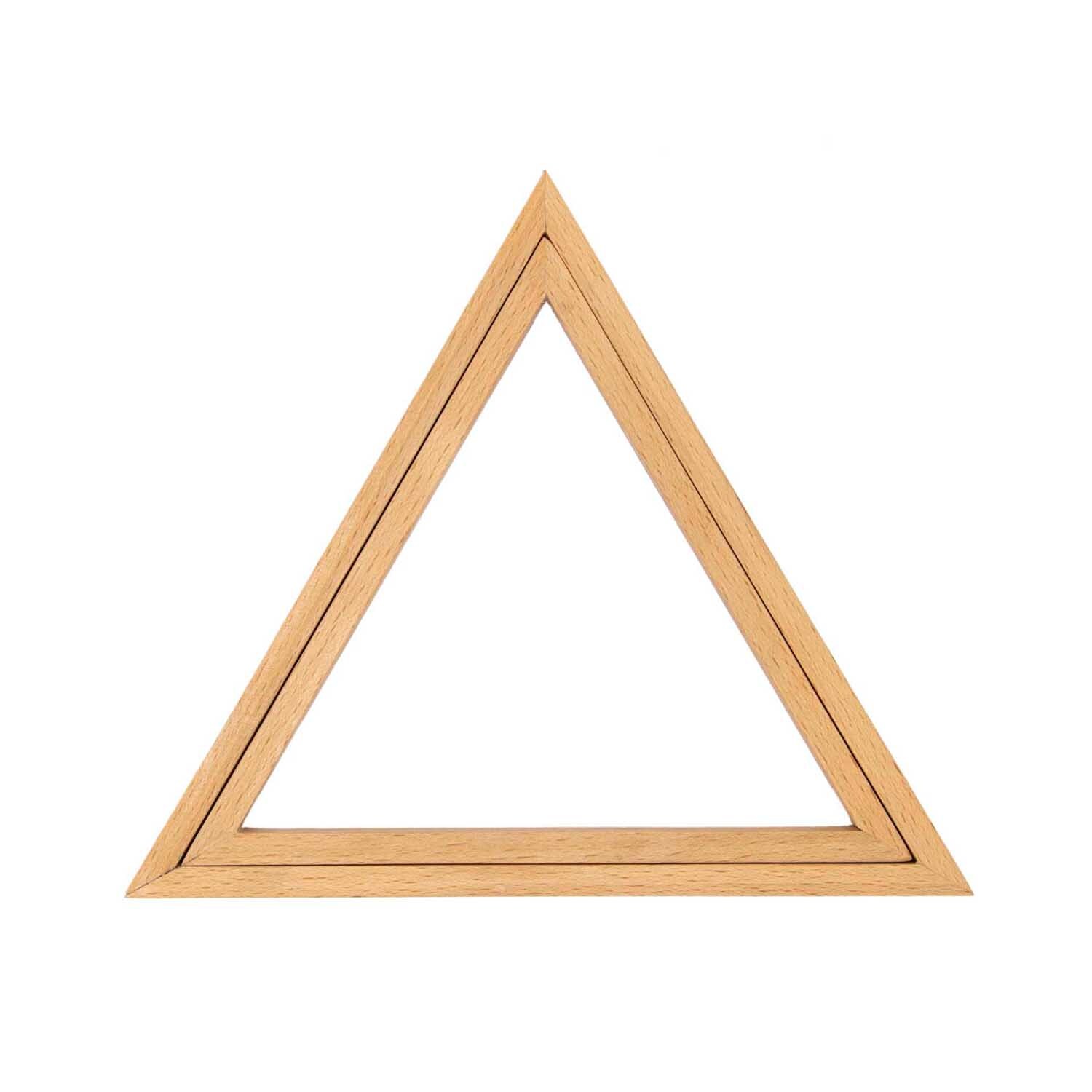 Dekostickrahmen Dreieck von Rico Design: Ein dreieckiger Holzrahmen für kreative Dekorationen. Ideal für Stickereien und Wandkunst.