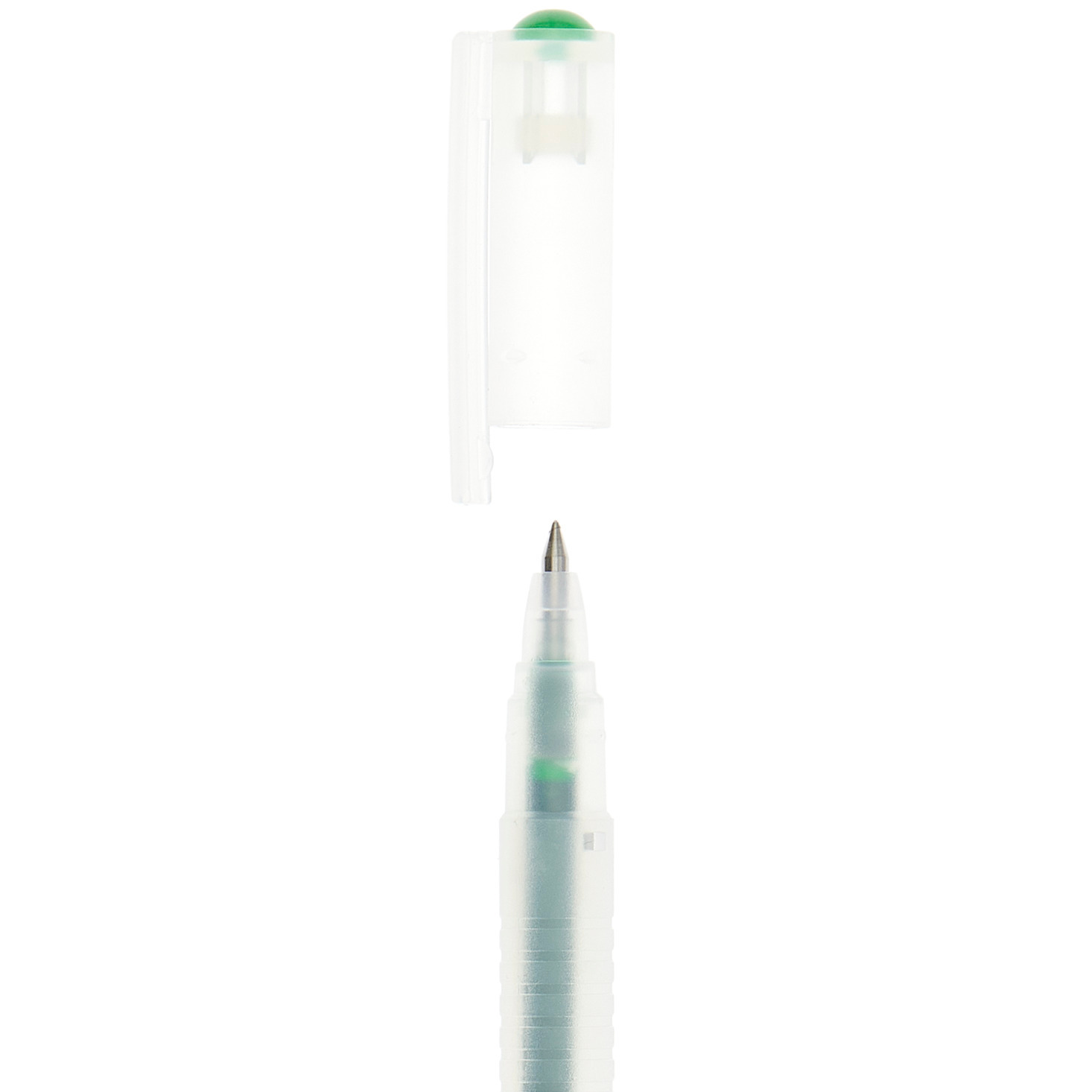 Gel pen Basic 0.5mm colour Green from Rico Design Gelstift Basic 0,5mm von Rico Design in Nahaufnahme. Der Stift ist grün und hat eine transparente Kappe.