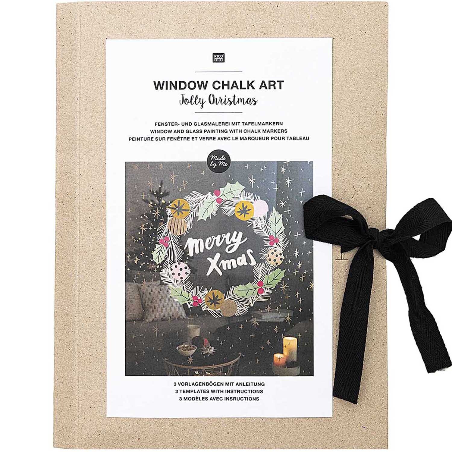 Vorlagenmappe Jolly Christmas für Fenster- und Glasmalerei mit Kreidestiften, dekoriert mit weihnachtlichem Kranz und "Merry Xmas"-Schriftzug.