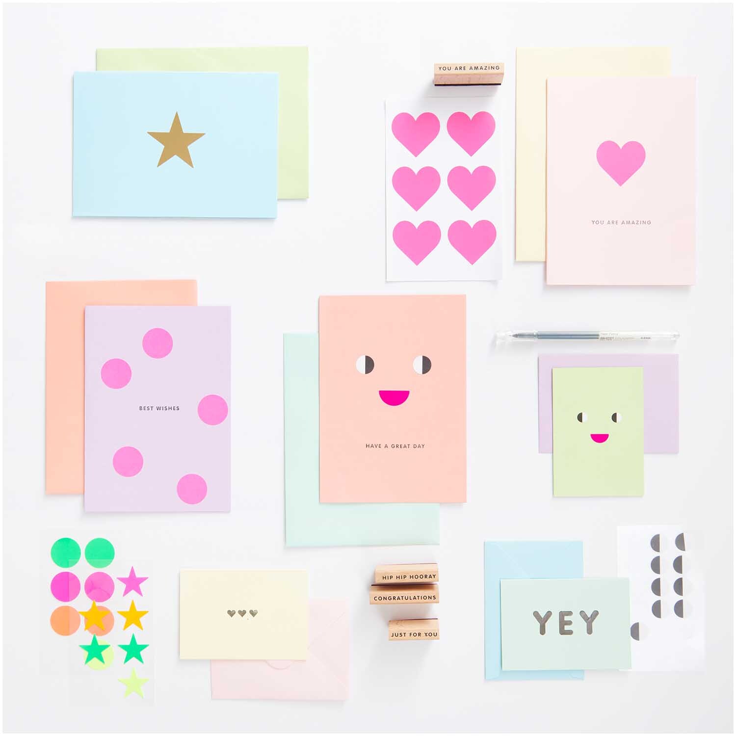 Paper Poetry Kartenset Rainbow pastell B6 28-teilig von Rico Design Paper Poetry Kartenset Rainbow pastell B6, 28-teilig, mit bunten Karten und Stickern in fröhlichen Designs, ideal für kreative Grußkarten.
