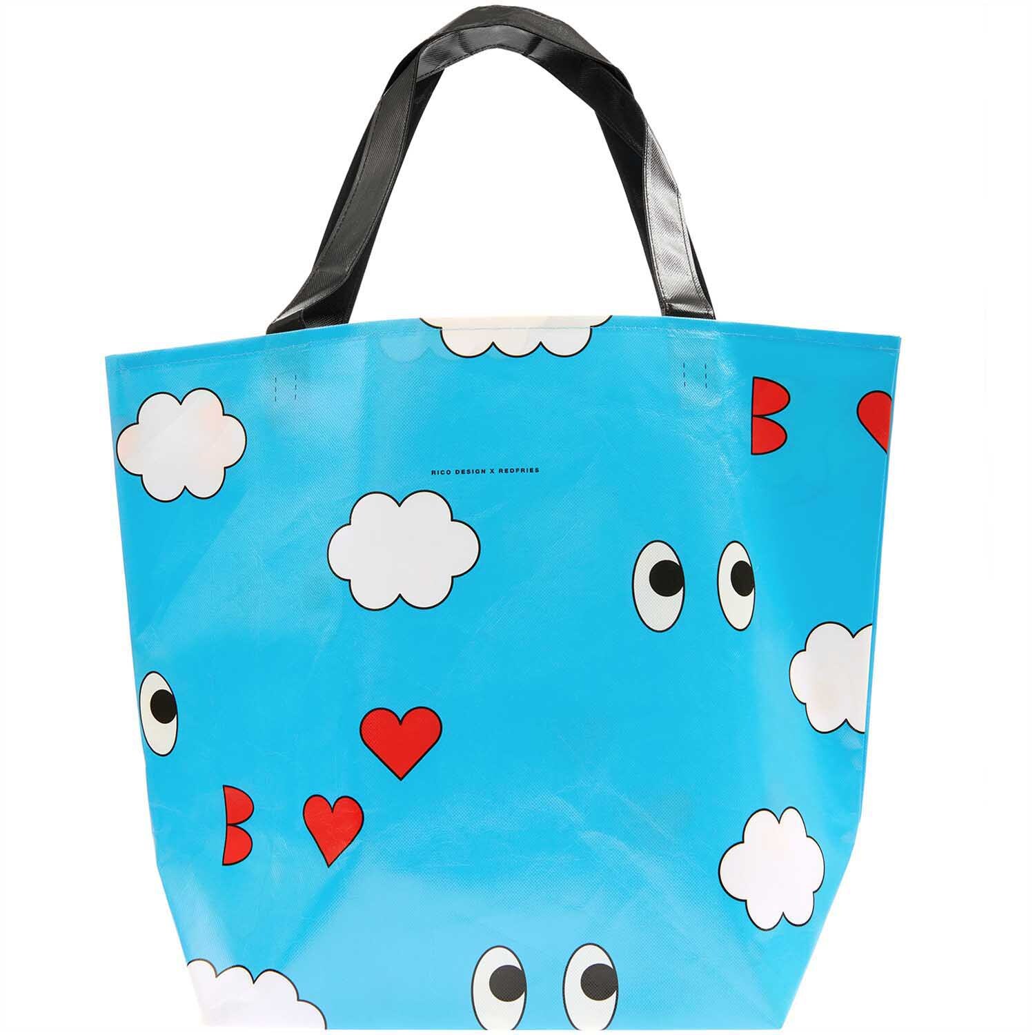 Rico Design x Redfries Shopper mit Wolkenmotiv, blauer Hintergrund, schwarze Griffe, 54x43x20cm.
