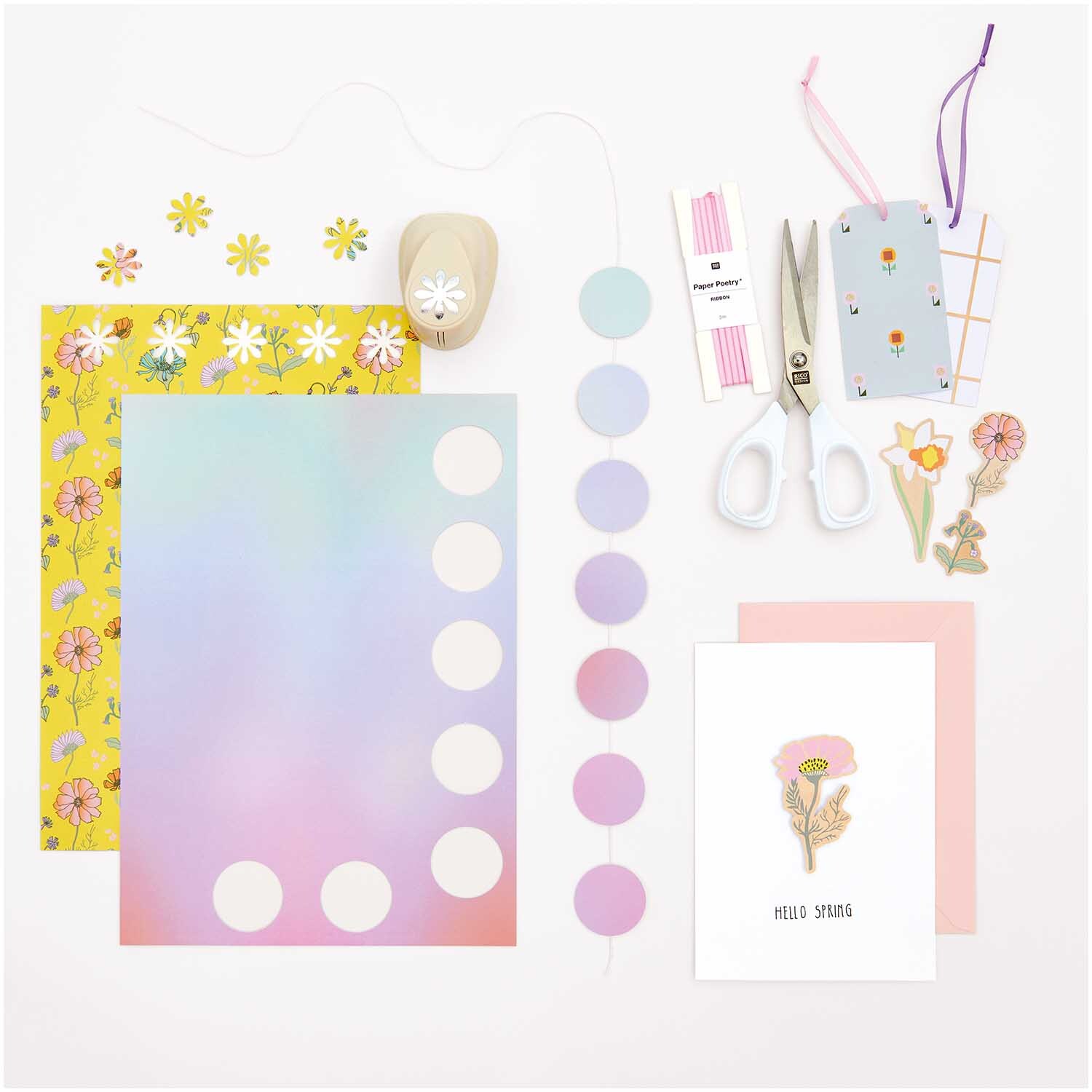 Paper Poetry Motivpapierblock Flower Power 24 Blatt von Rico Design Paper Poetry Motivpapierblock Flower Power mit 24 Blatt, farbenfrohes Design von Rico Design, inklusive Schere und Bastelzubehör.