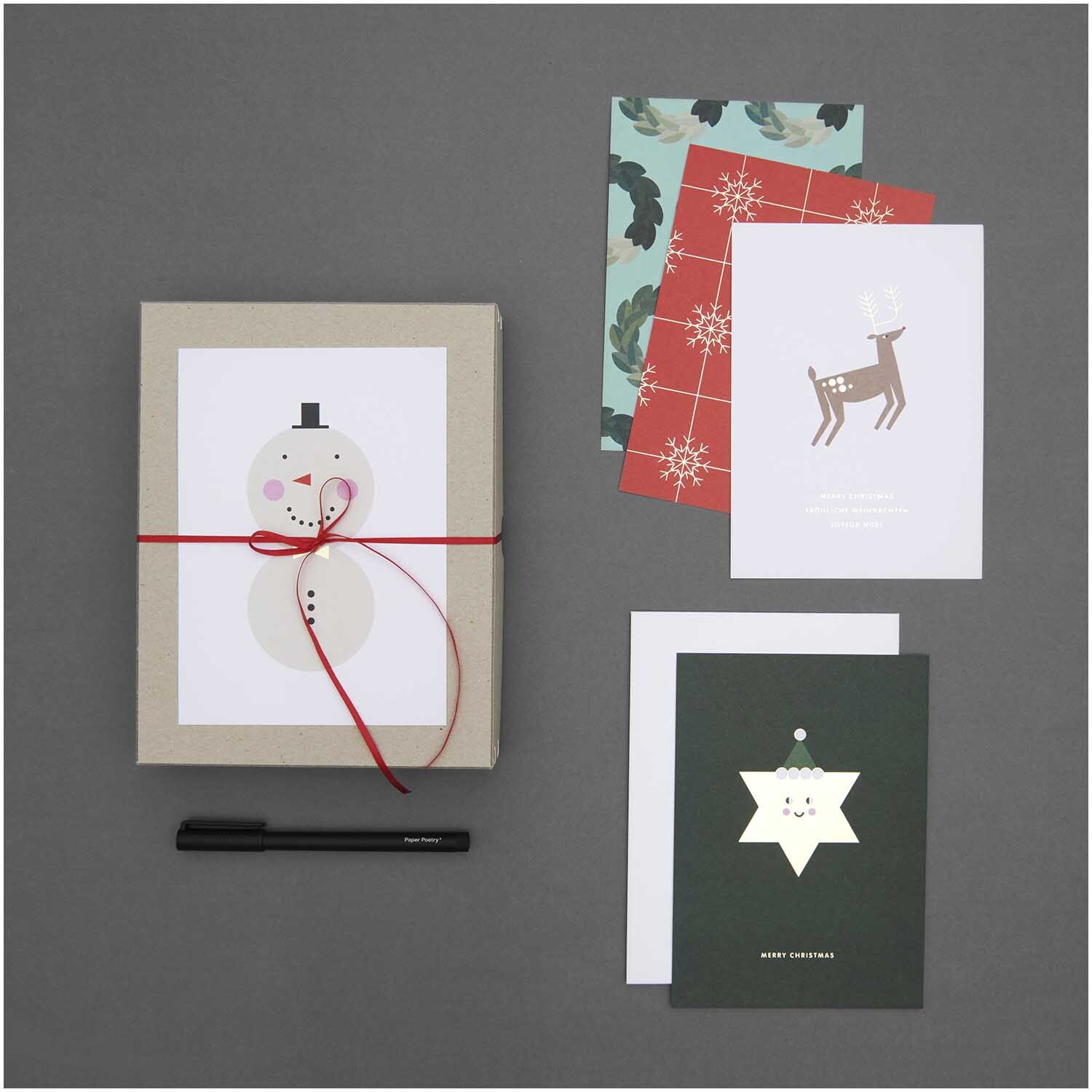 Paper Poetry Postkartenblock I love Christmas 10 Stück von Rico Design Paper Poetry Postkartenblock I love Christmas 10 Stück mit festlichen Motiven in Rot, Grün und Weiß auf grauem Hintergrund.