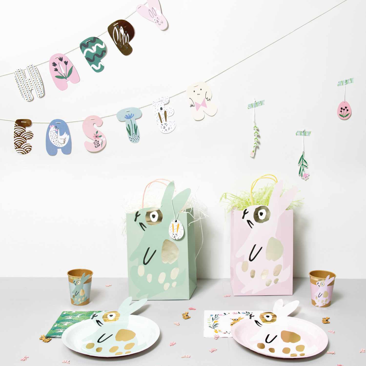 Paper Poetry Girlande Happy Easter 3m von Rico Design Paper Poetry Girlande Happy Easter 3m: Bunte Osterdekoration mit Hasenmotiven und fröhlichen Farben.
