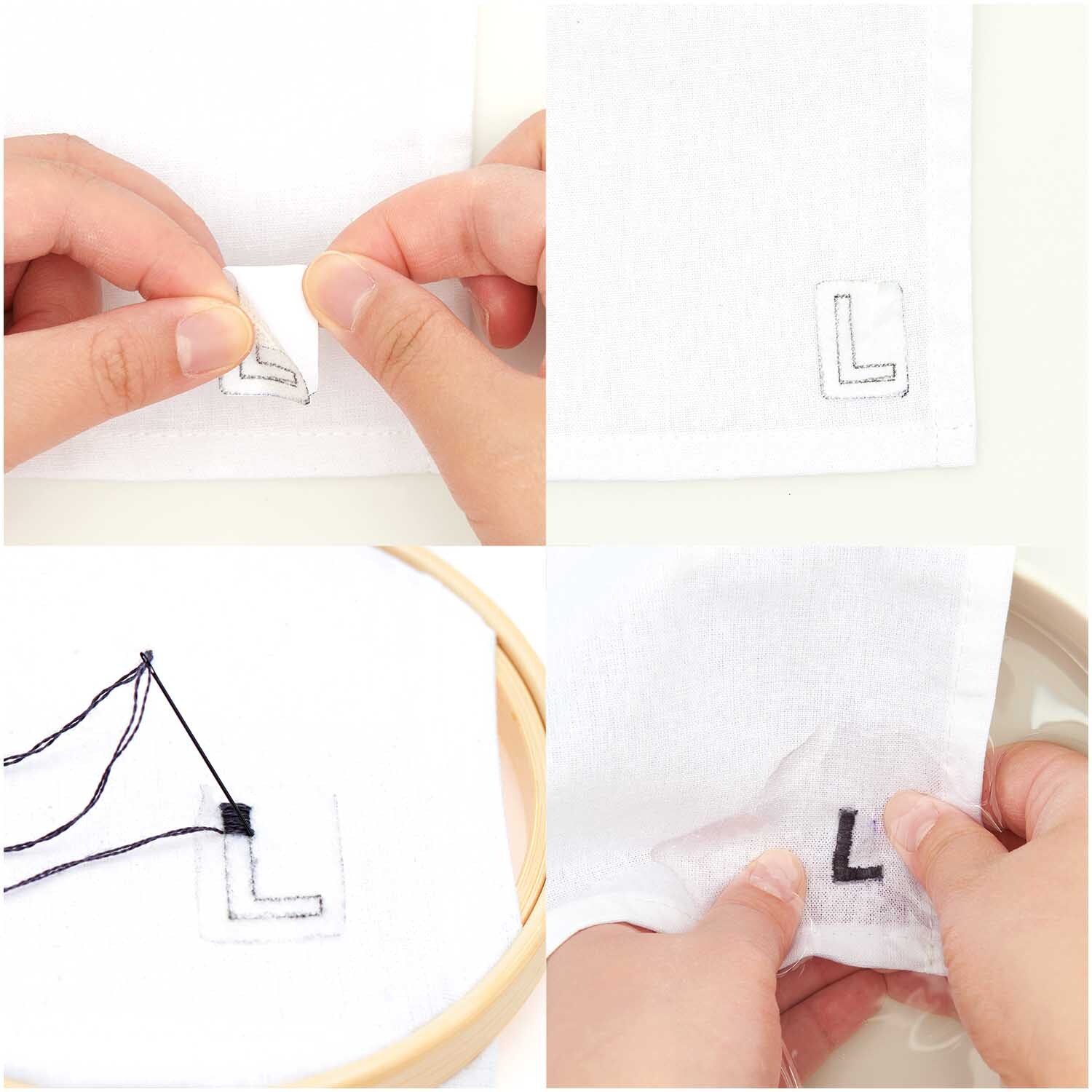 Stick and Stitch kit de broderie alphabet pré-dessiné noir 56 pièces from Rico Design Stick and Stitch Stickpackung Alphabet vorgezeichnet Schwarz zeigt Hände beim Sticken eines L auf Stoff. Marke: Rico Design.