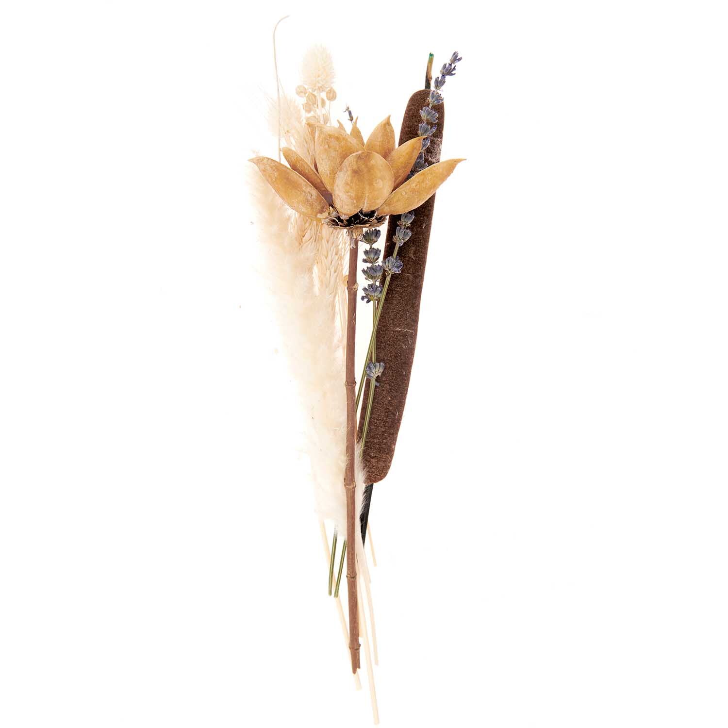 Trockenblumenstrauß natur-orange 30cm von Rico Design, bestehend aus 13 Teilen, zeigt elegante, getrocknete Blumen in warmen Tönen.