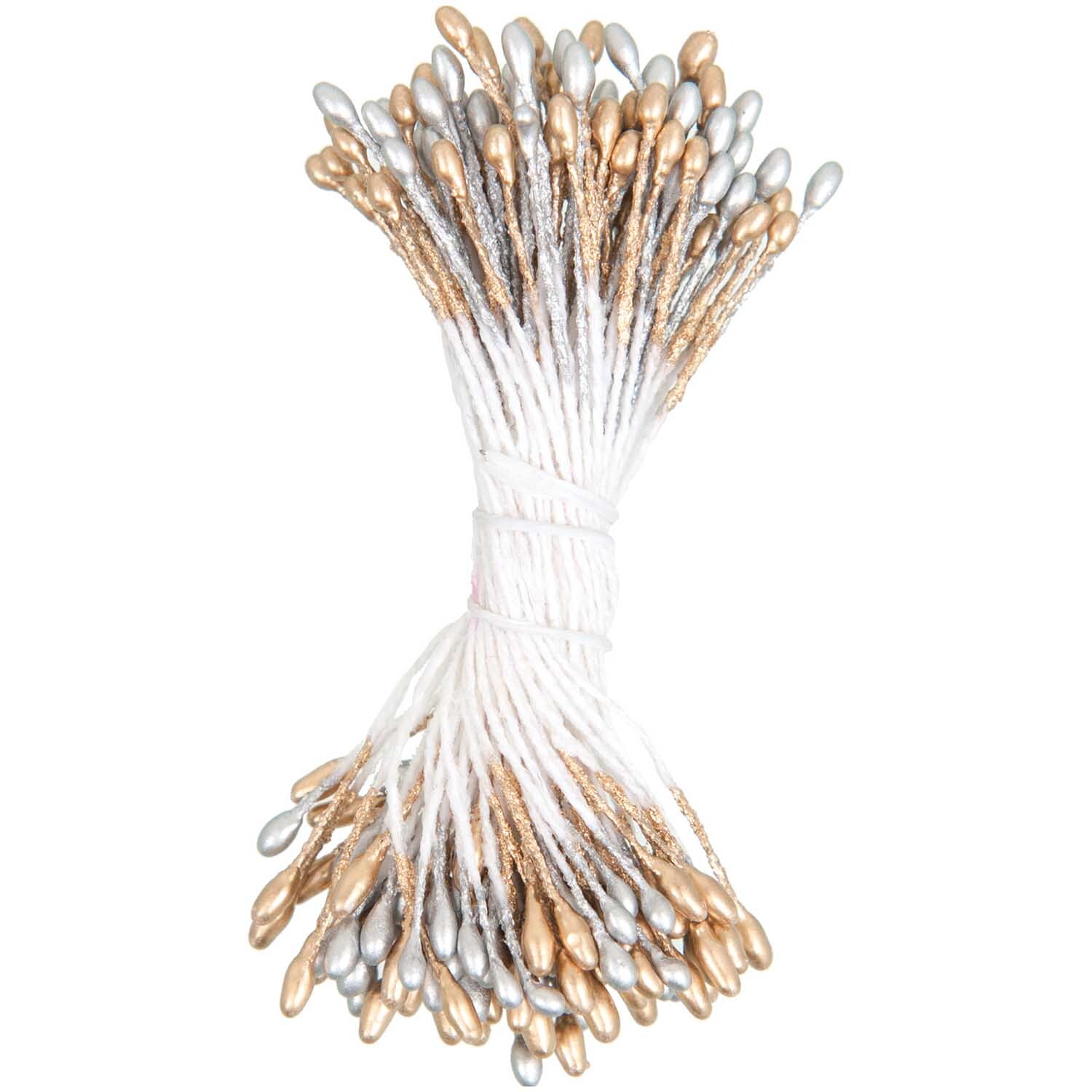 Blütenstempel 6cm 100 Stück Farbe Gold/Silber von Rico Design Blütenstempel 6cm 100 Stück von Rico Design in Gold und Silber, gebündelt auf weißem Hintergrund. Ideal für kreative Bastelprojekte.