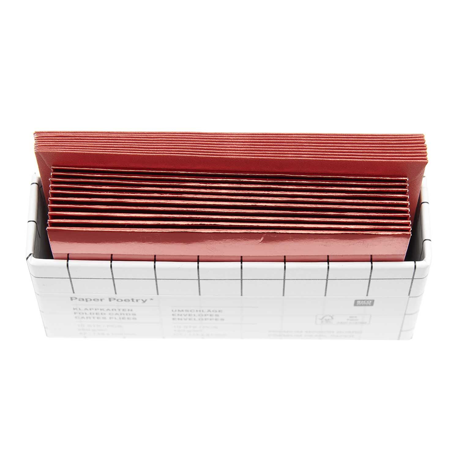 Paper Poetry Kartenset Spiegelkarton rot A7/C7 20-teilig von Rico Design Paper Poetry Kartenset Spiegelkarton in Rot, 20-teilig, von Rico Design. Zeigt rote Karten in einer Box.