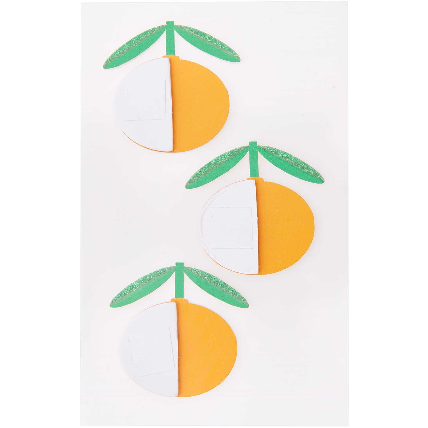 Paper Poetry Wabenpapiersticker Orangen 1 Blatt von Rico Design Paper Poetry Wabenpapiersticker Orangen von Rico Design zeigen drei stilisierte Orangen mit grünen Blättern auf weißem Hintergrund.