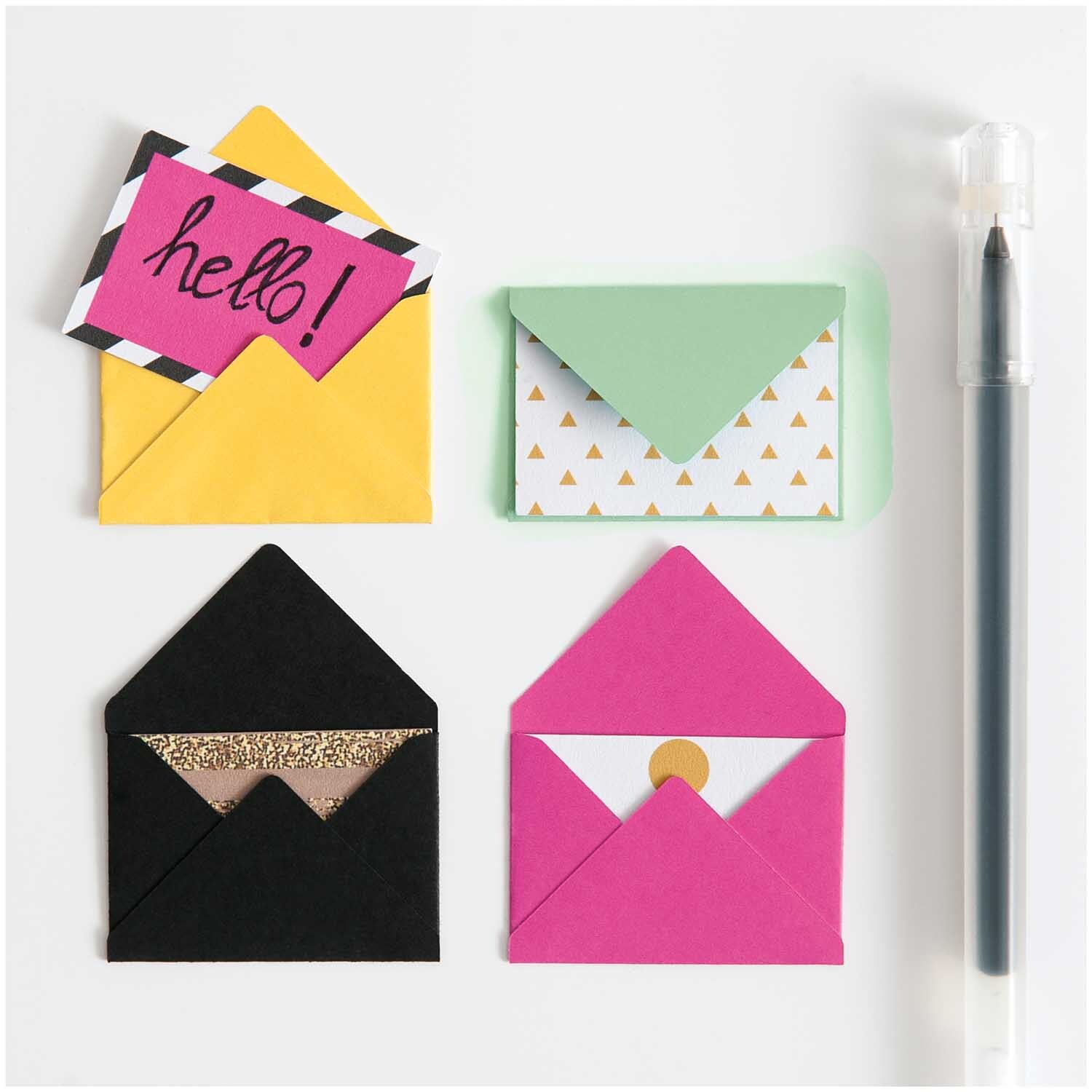 Paper Poetry Mini Briefe schwarz 3x4,5cm 10 Stück von Rico Design