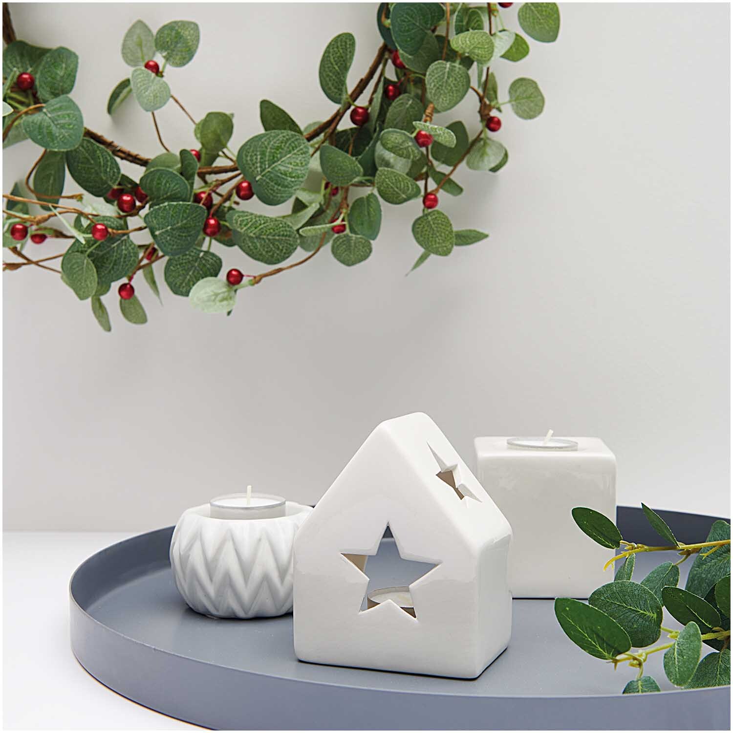 Keramik-Kerzenhalter Haus weiß 8,5x6,2x10cm von Rico Design
