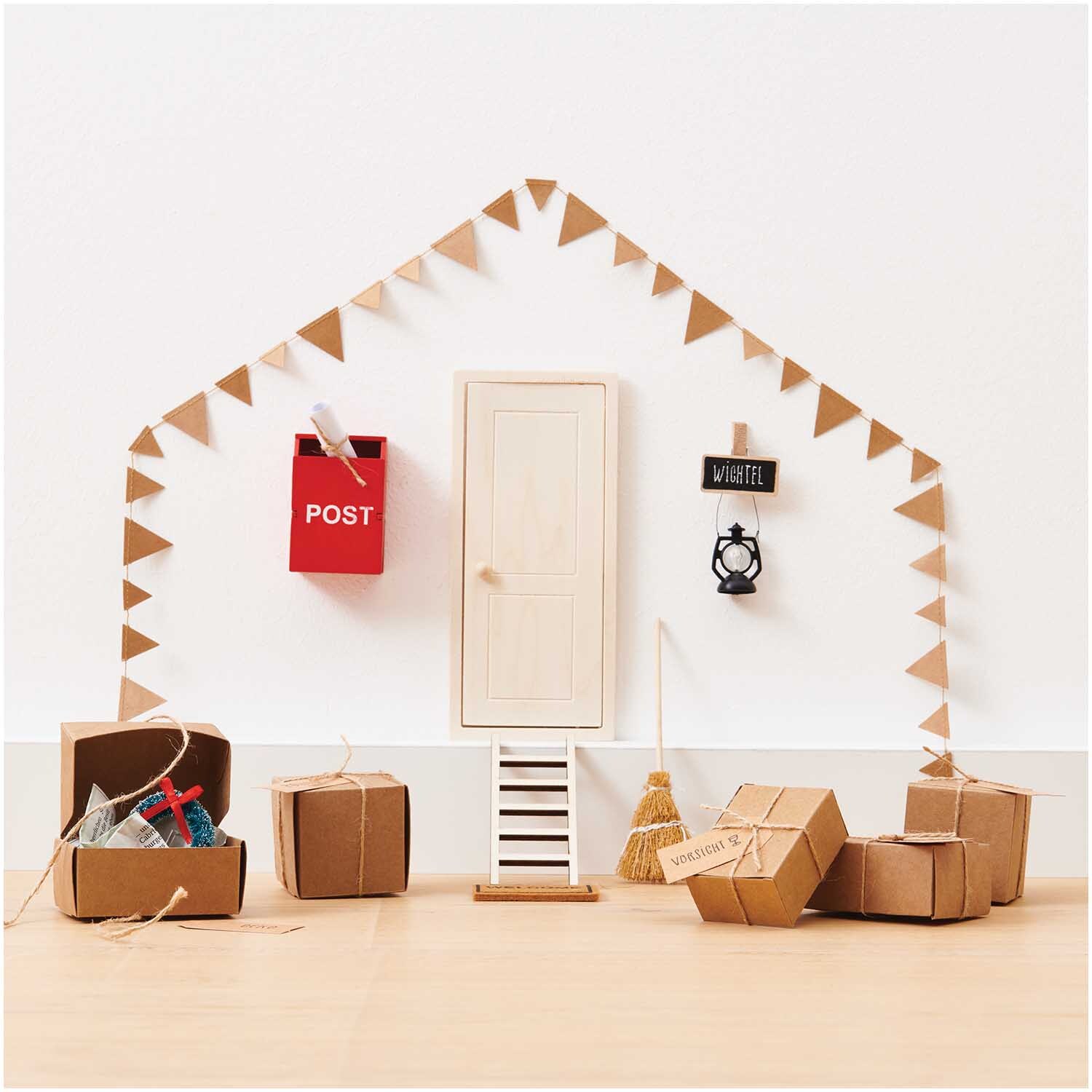 Miniatur Laterne 2,5x3,5cm von Rico Design