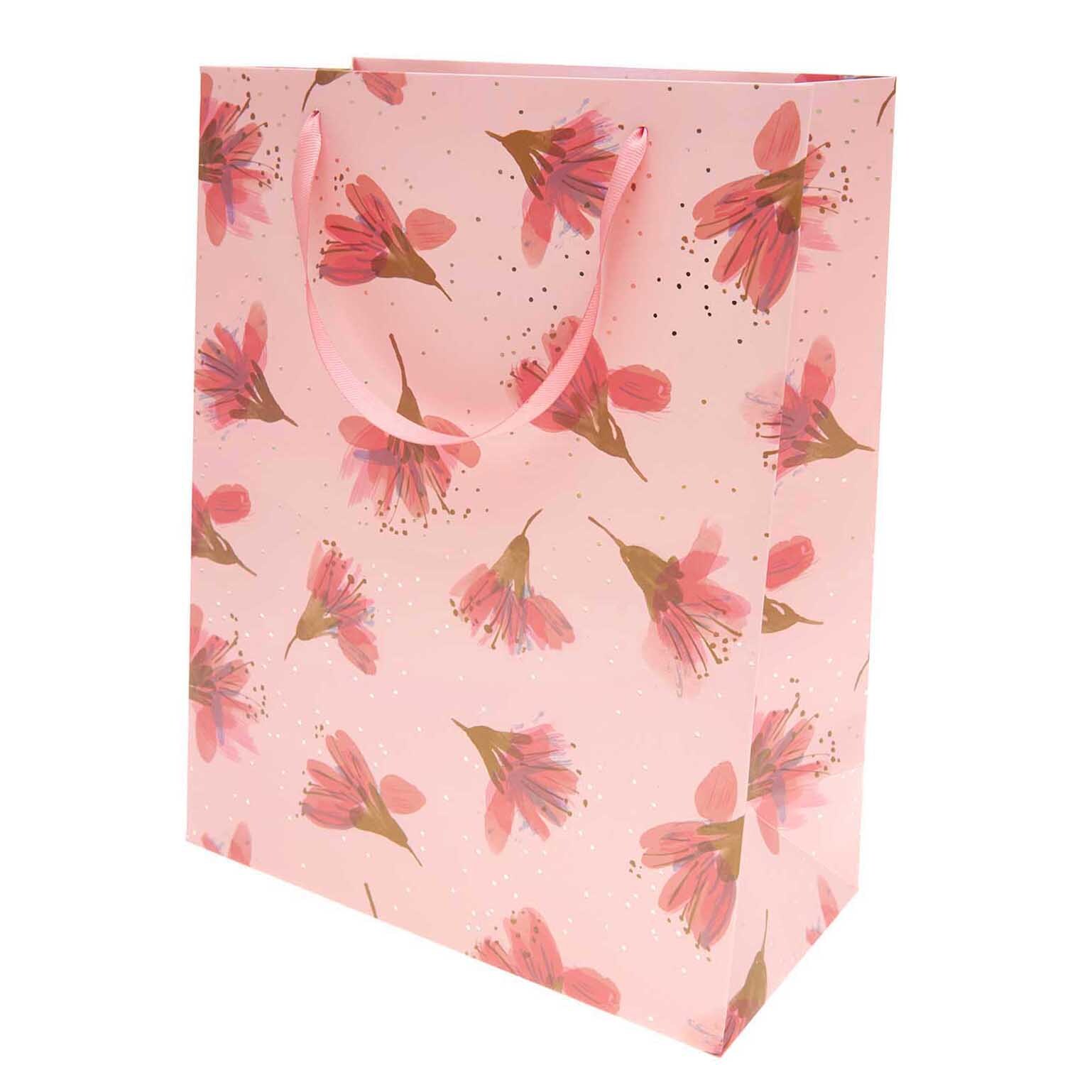 Paper Poetry Geschenktüte mit Blütenmuster in Rosa, 26x32x12cm, von Rico Design, ideal für Geschenke.