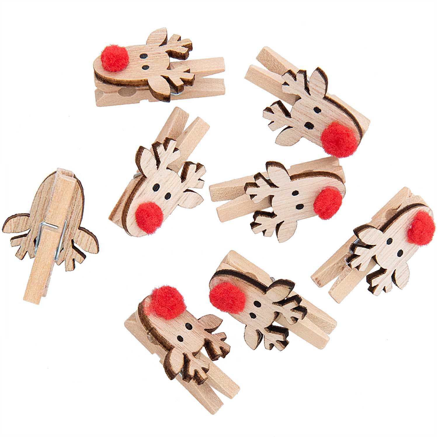 Dekoklammern Rentier 3cm 8 Stück Farbe Natur von Rico Design Dekoklammern Rentier 3cm 8 Stück: Niedliche Rentierklammern aus Holz mit roten Nasen, ideal für festliche Dekorationen.