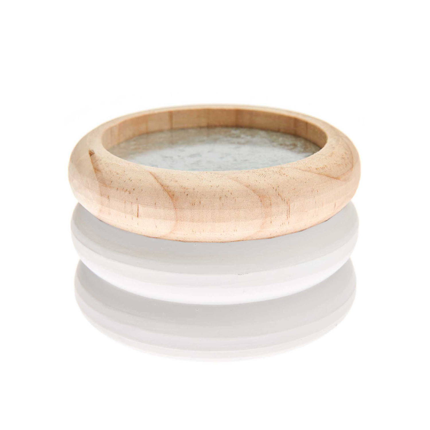 Holz-Kerzenhalter Ring aus hellem Holz und weißem Material, Ø9cm, von Rico Design. Ideal für stilvolle Dekoration.