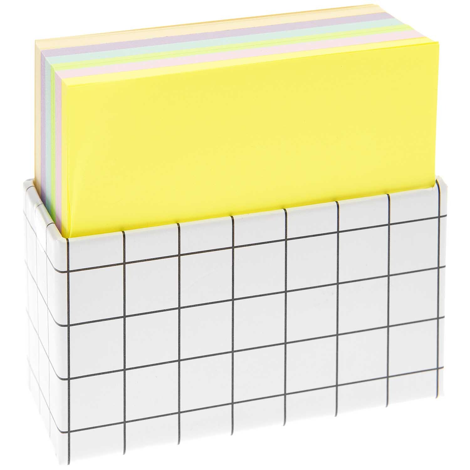 Paper Poetry Notizzettel Box mit 400 Blättern in verschiedenen Farben in einem karierten Halter. Ideal für Notizen und Organisation.