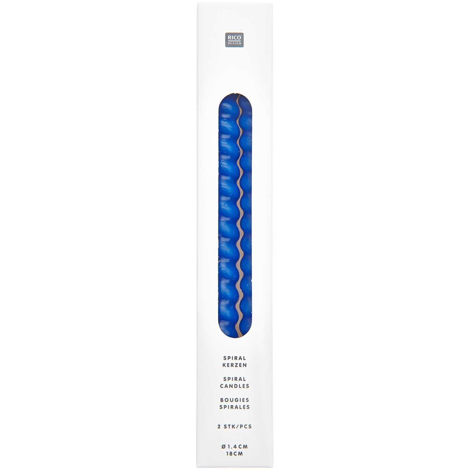 Spiralkerzen lang 1,4x18cm 2 Stück Farbe Azur von Rico Design Spiralkerzen lang 1,4x18cm 2 Stück in Azur von Rico Design, präsentiert in einer eleganten Verpackung.